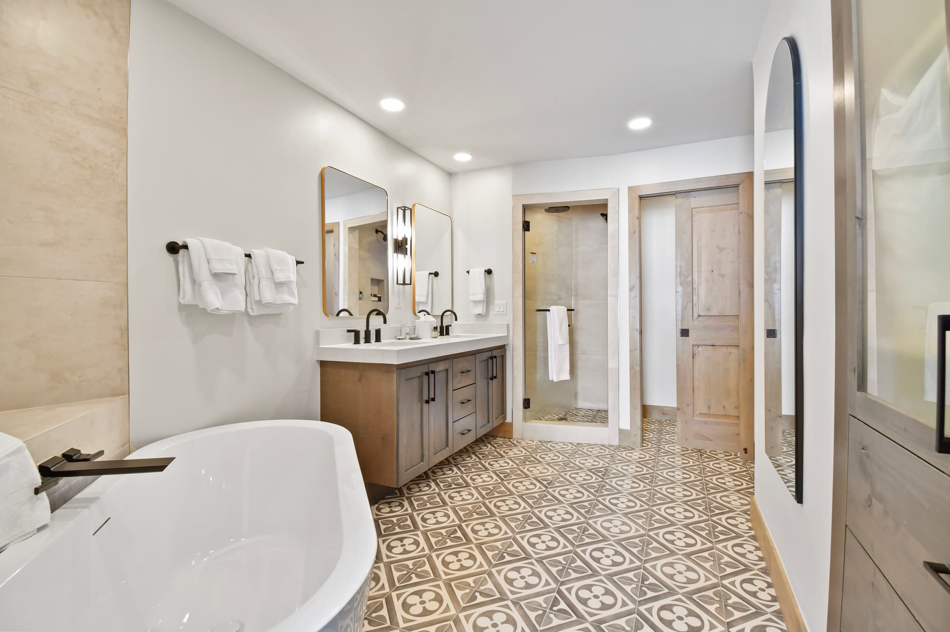 Westgate Condo #4406 - Image 6