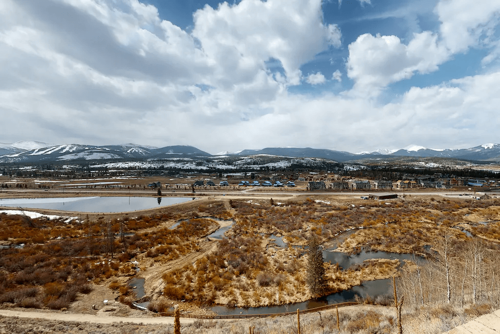 Fraser River Retreat - Image 27