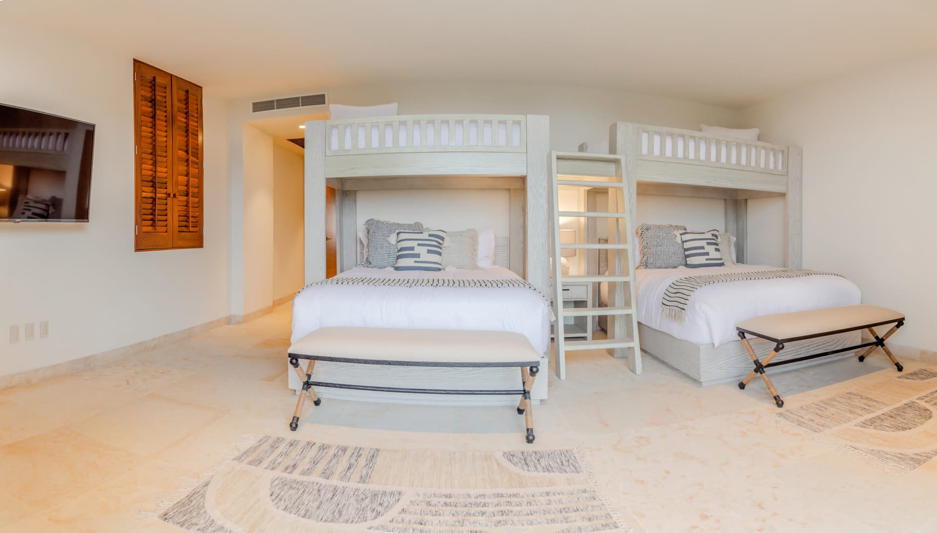 Tau Residences #421 - Image 16