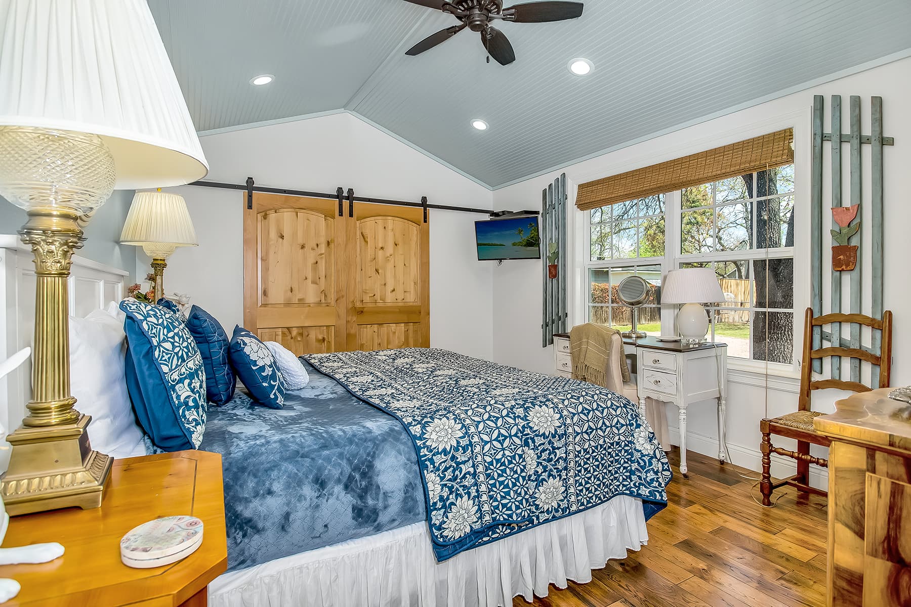 White Rabbit - Image 9