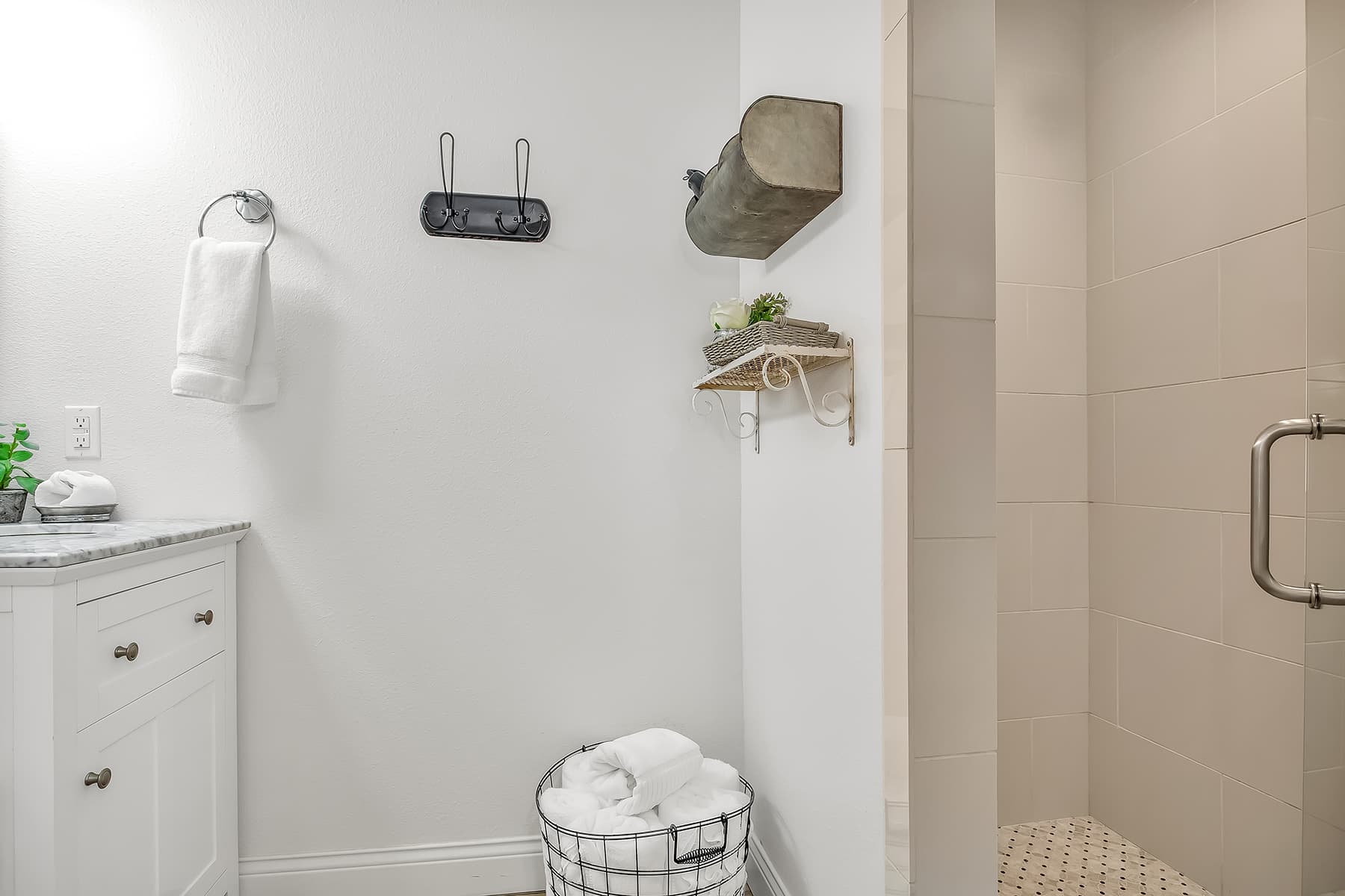 White Rabbit - Image 18