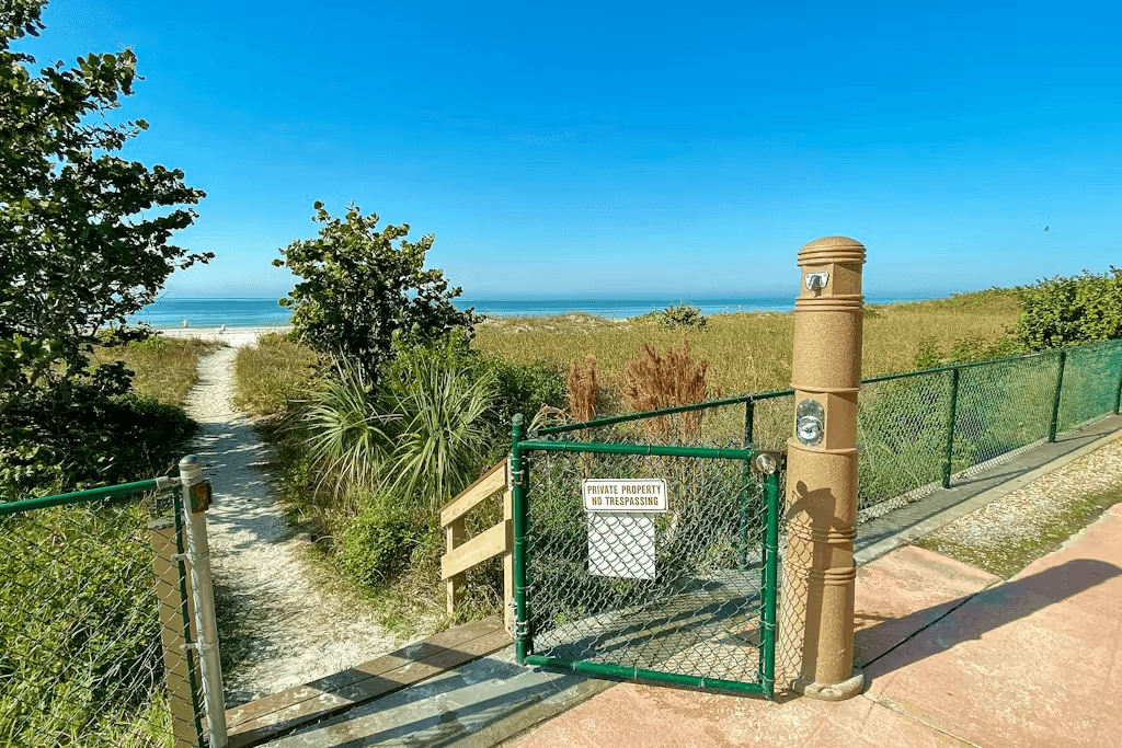 Reflections on the Gulf - Image 33