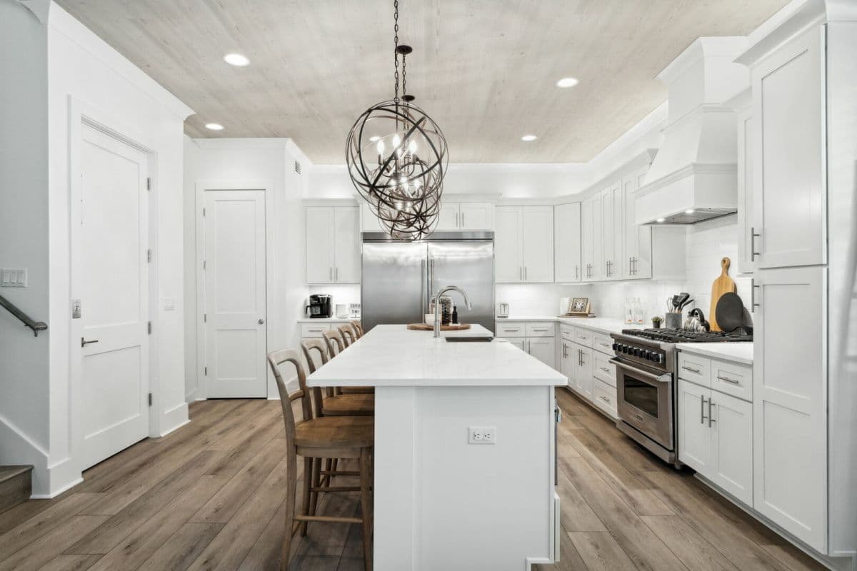 Summer Lane - Image 21