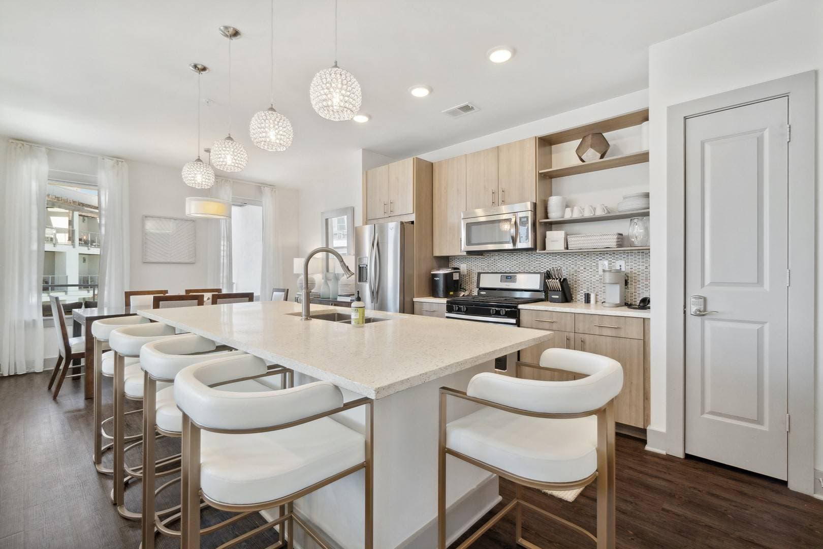 Pointe Residence - Image 5