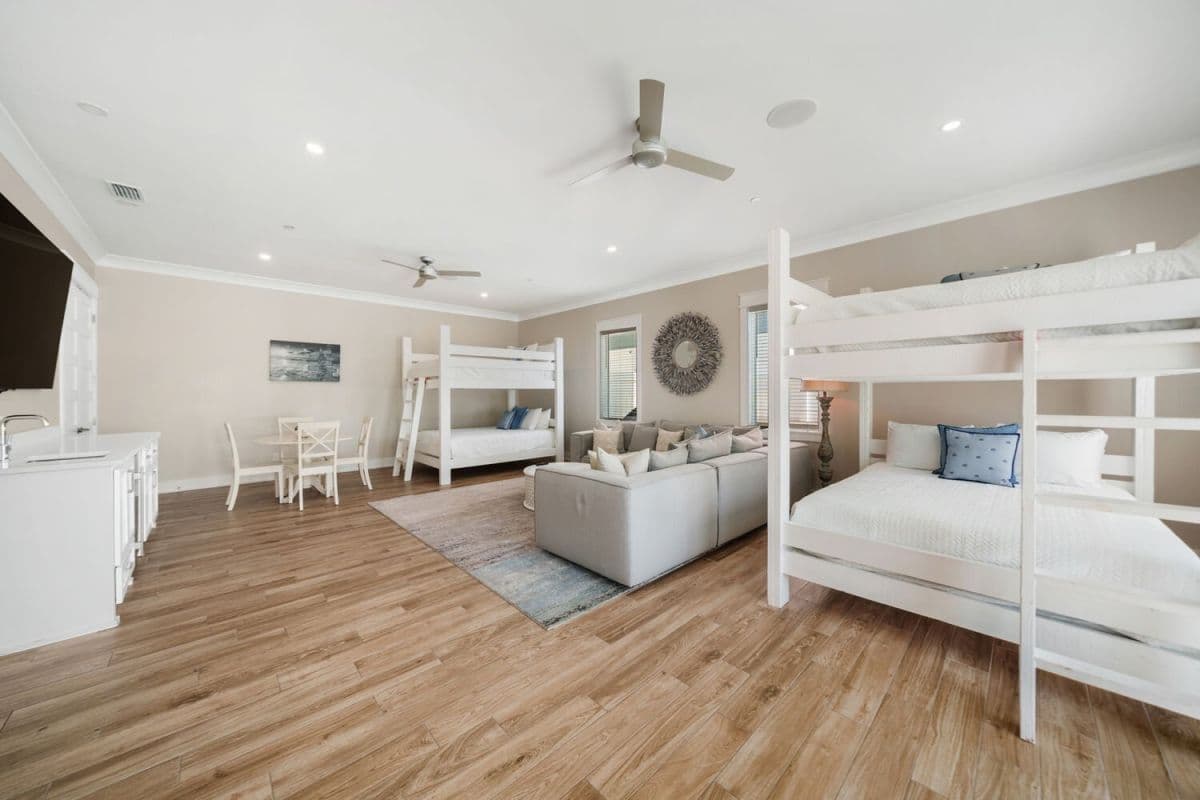 Teddy's Heaven - Image 14