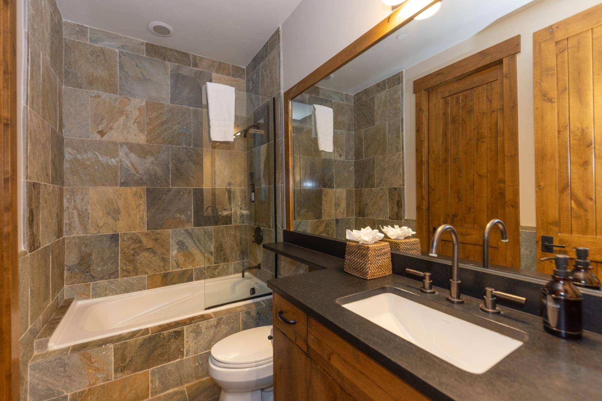 Lewis Ranch House - Image 13