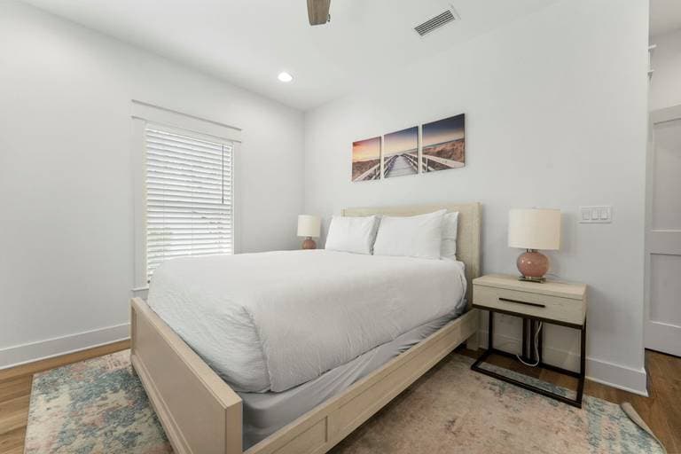 Mermaids Grotto - Image 17