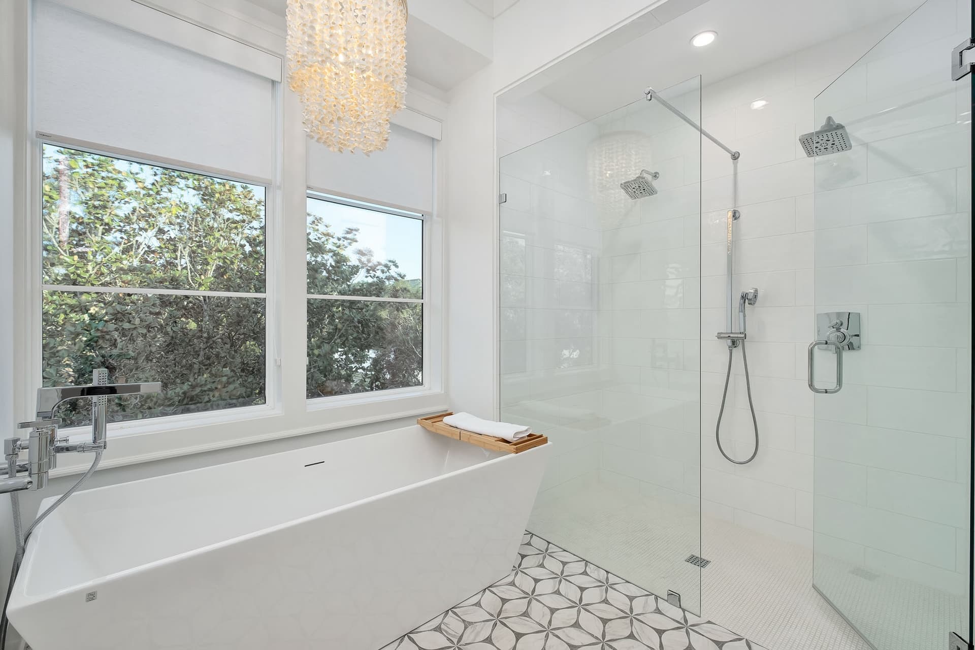 Bearfoot By The Sea - Image 39