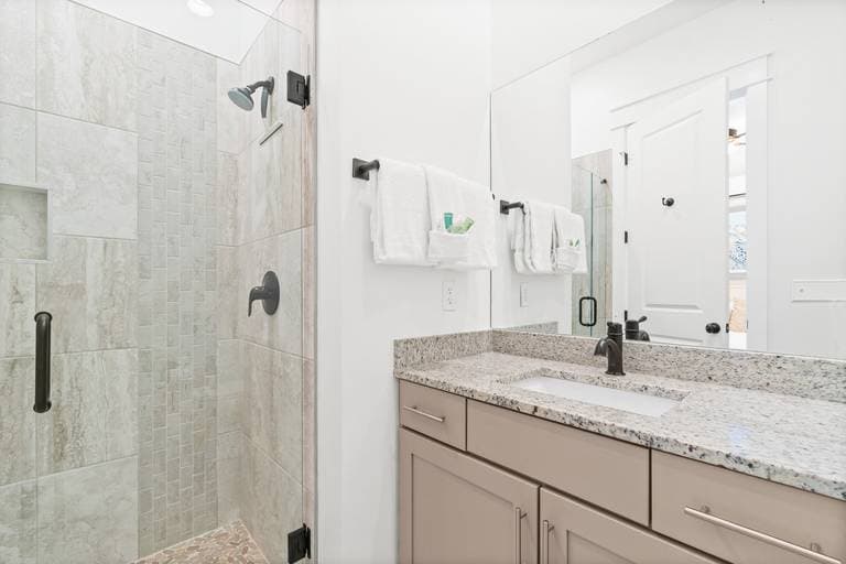 Charming Blue Haven - Image 18