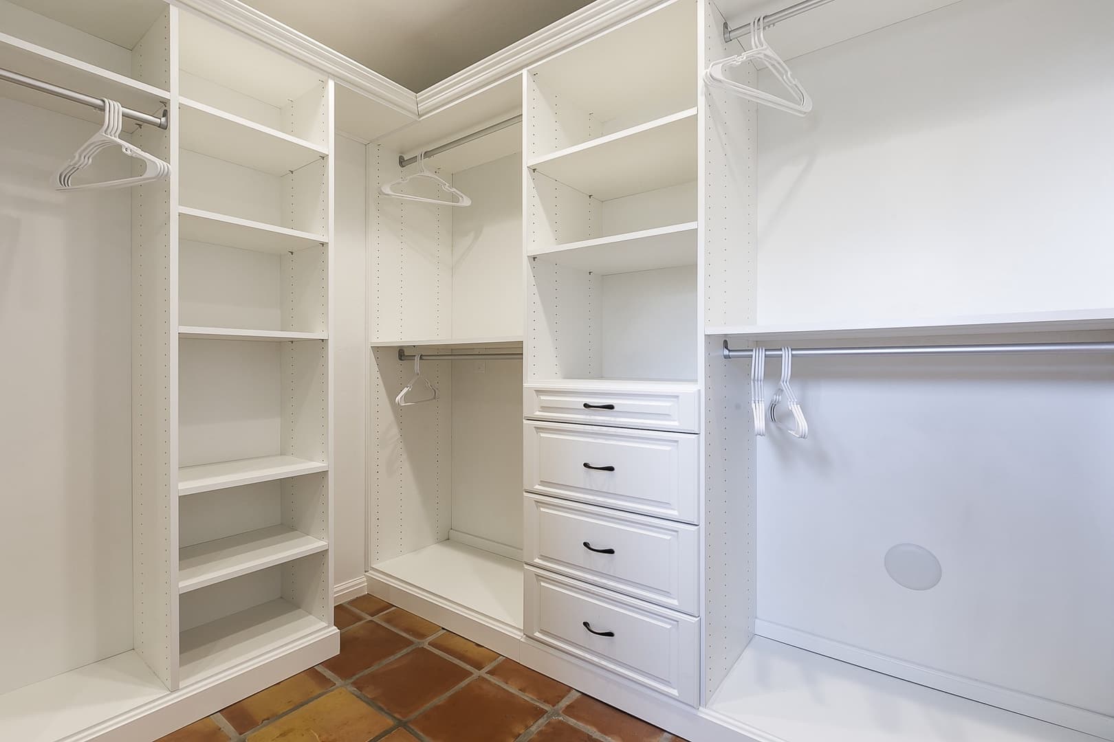 Spanish Palms Home - Image 18