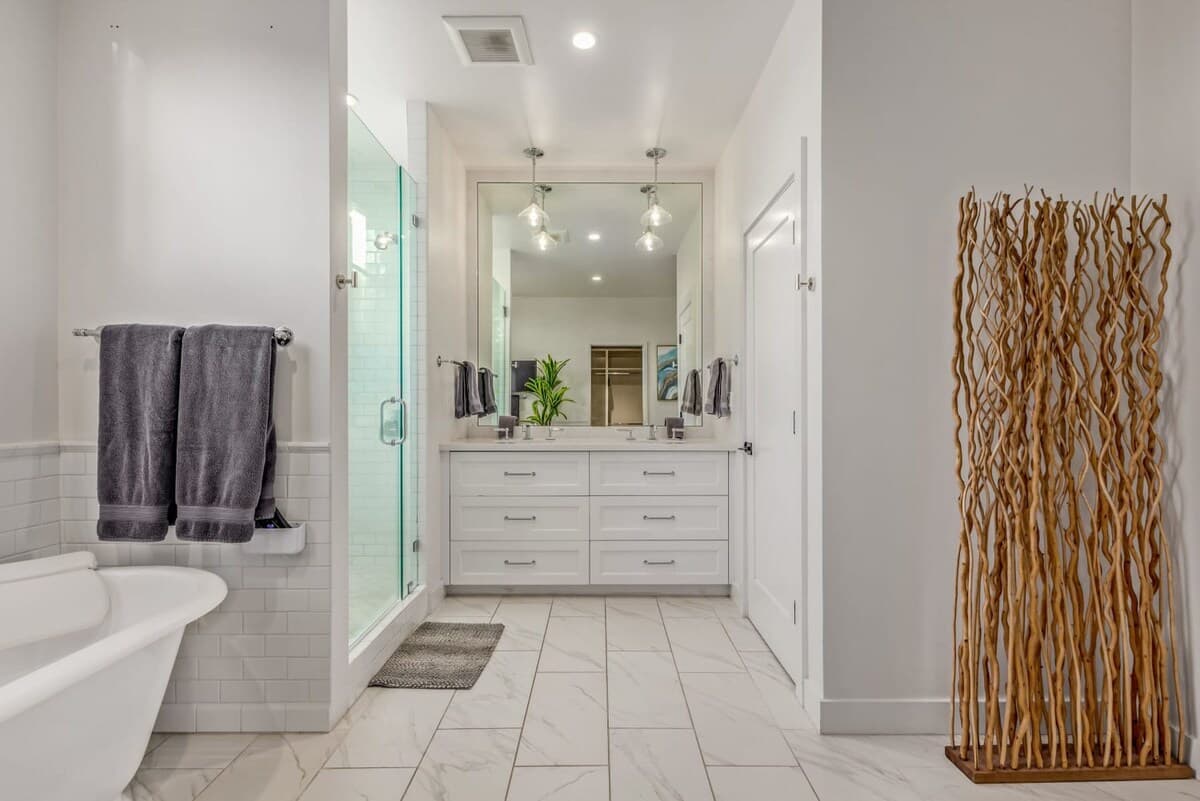 Hummingbird Estate - Image 16