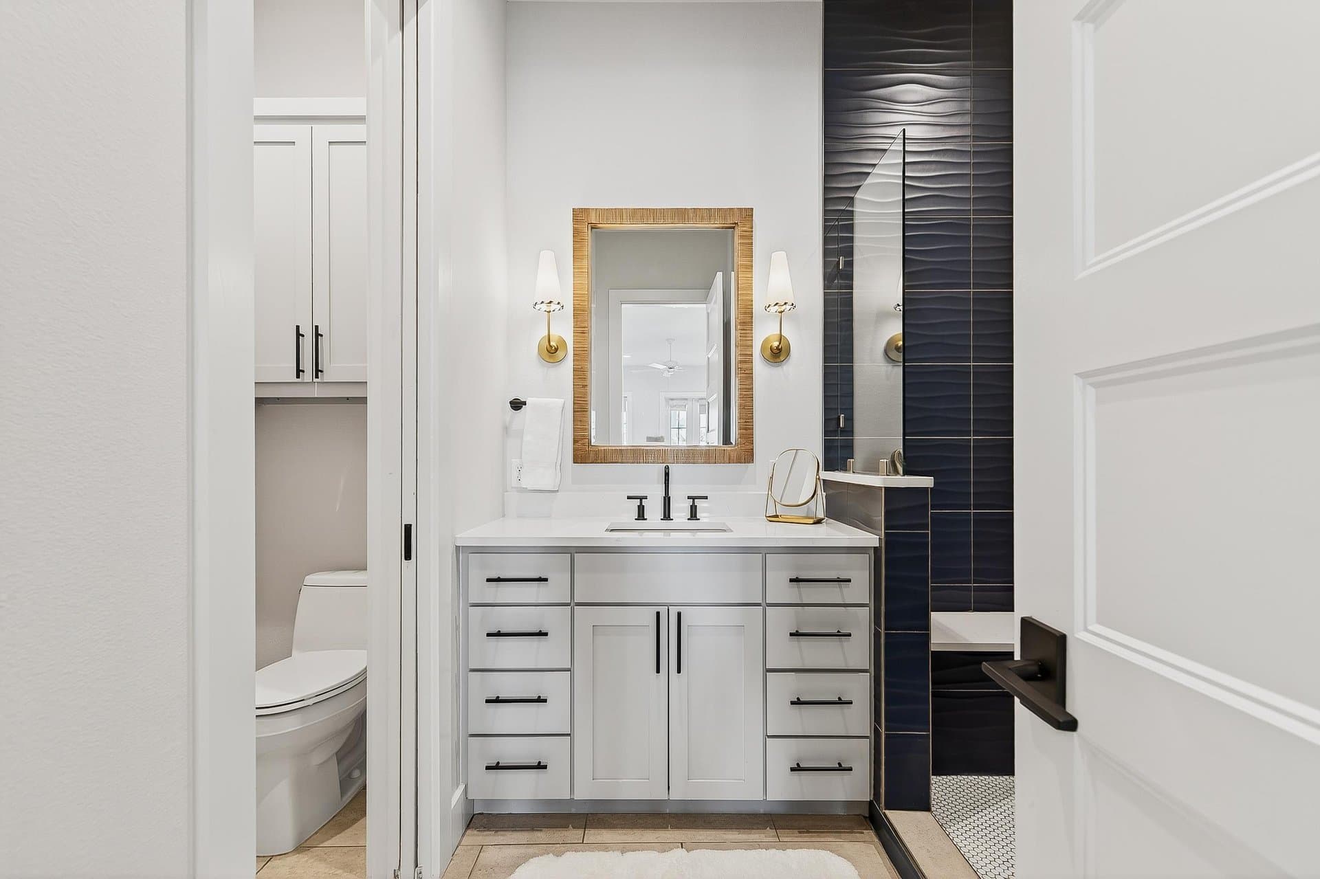 Uncharted - Image 40