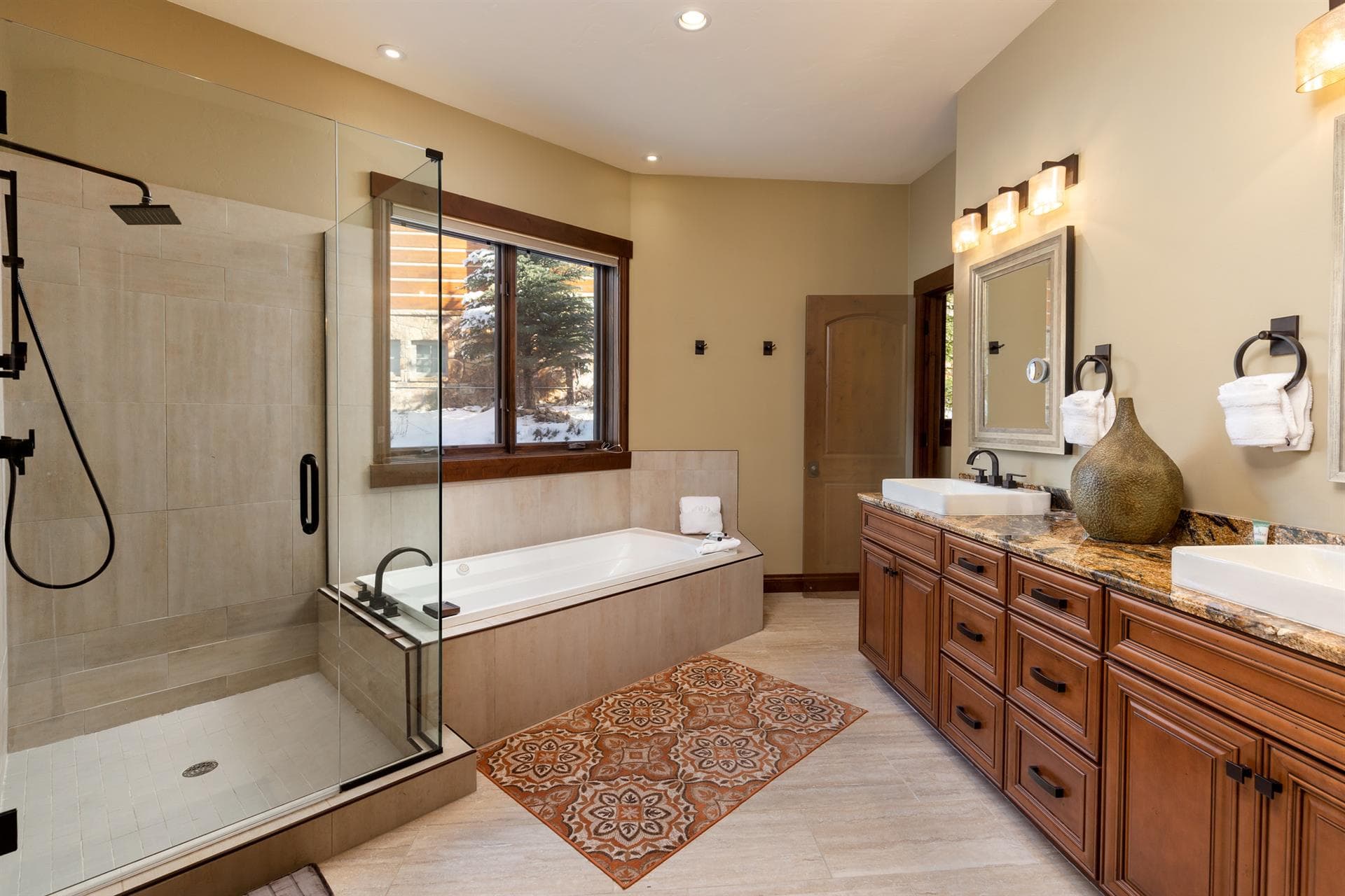 Independence House - Image 17