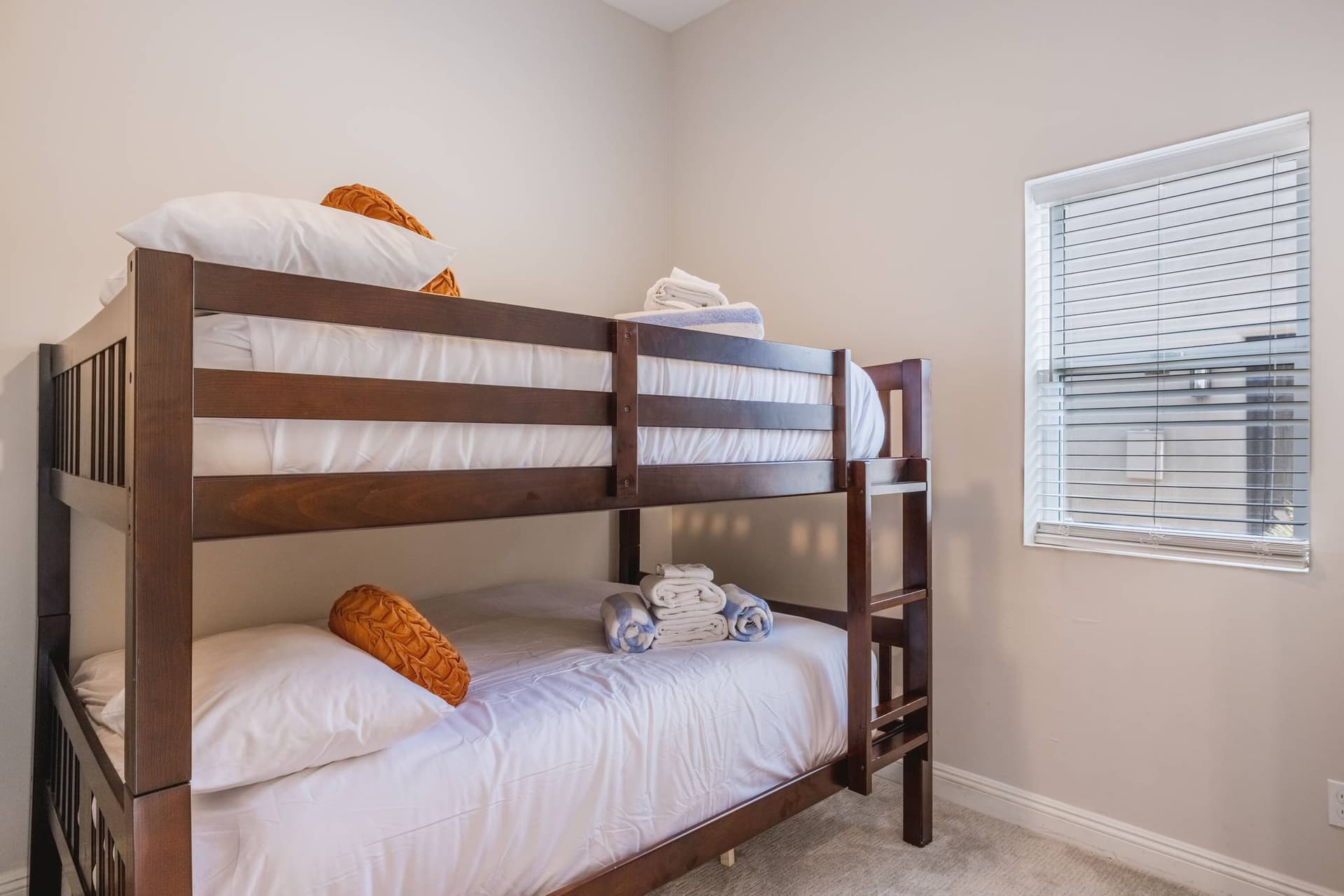 Residence on Cactus - Image 31