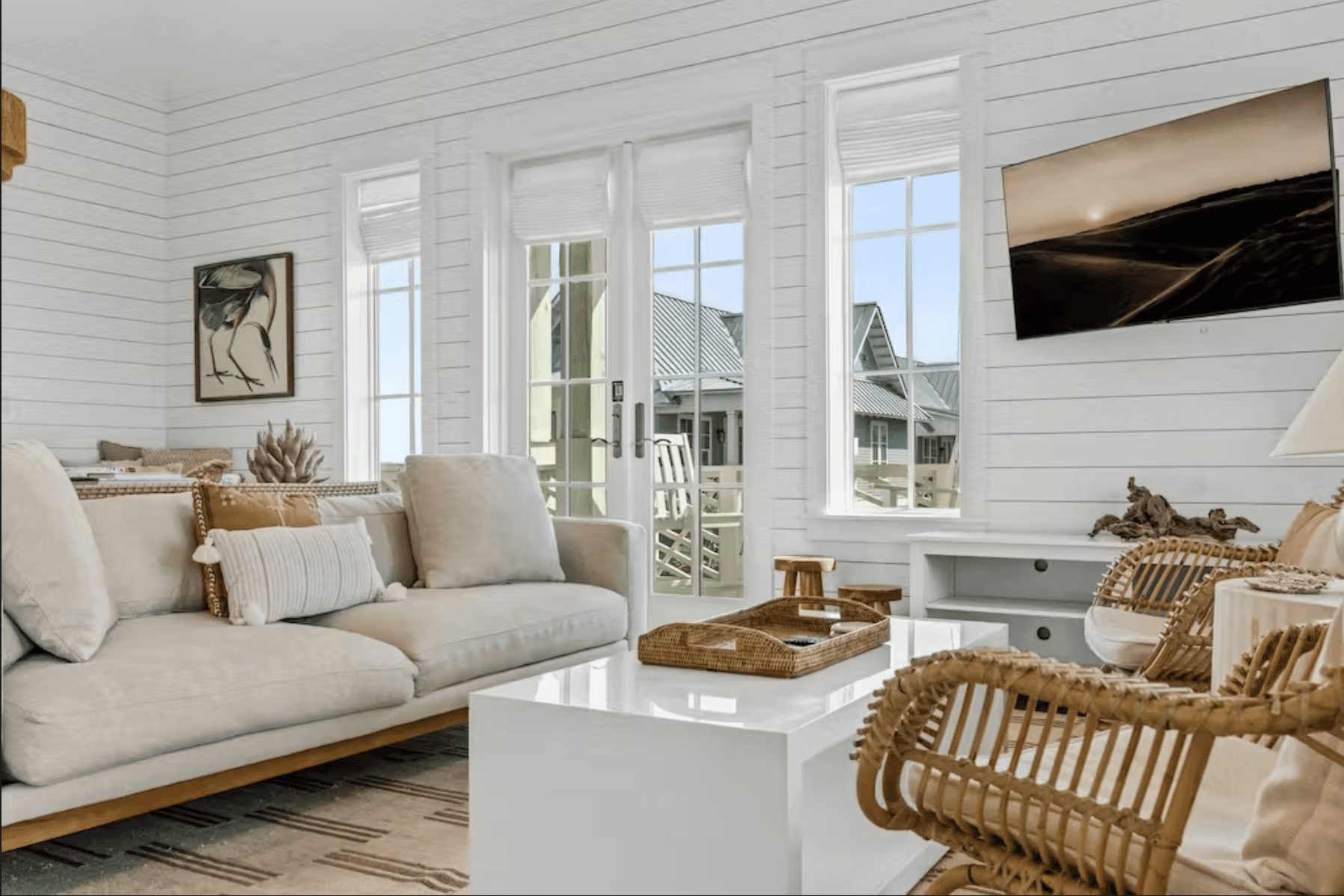 Beach Ball House - Image 13