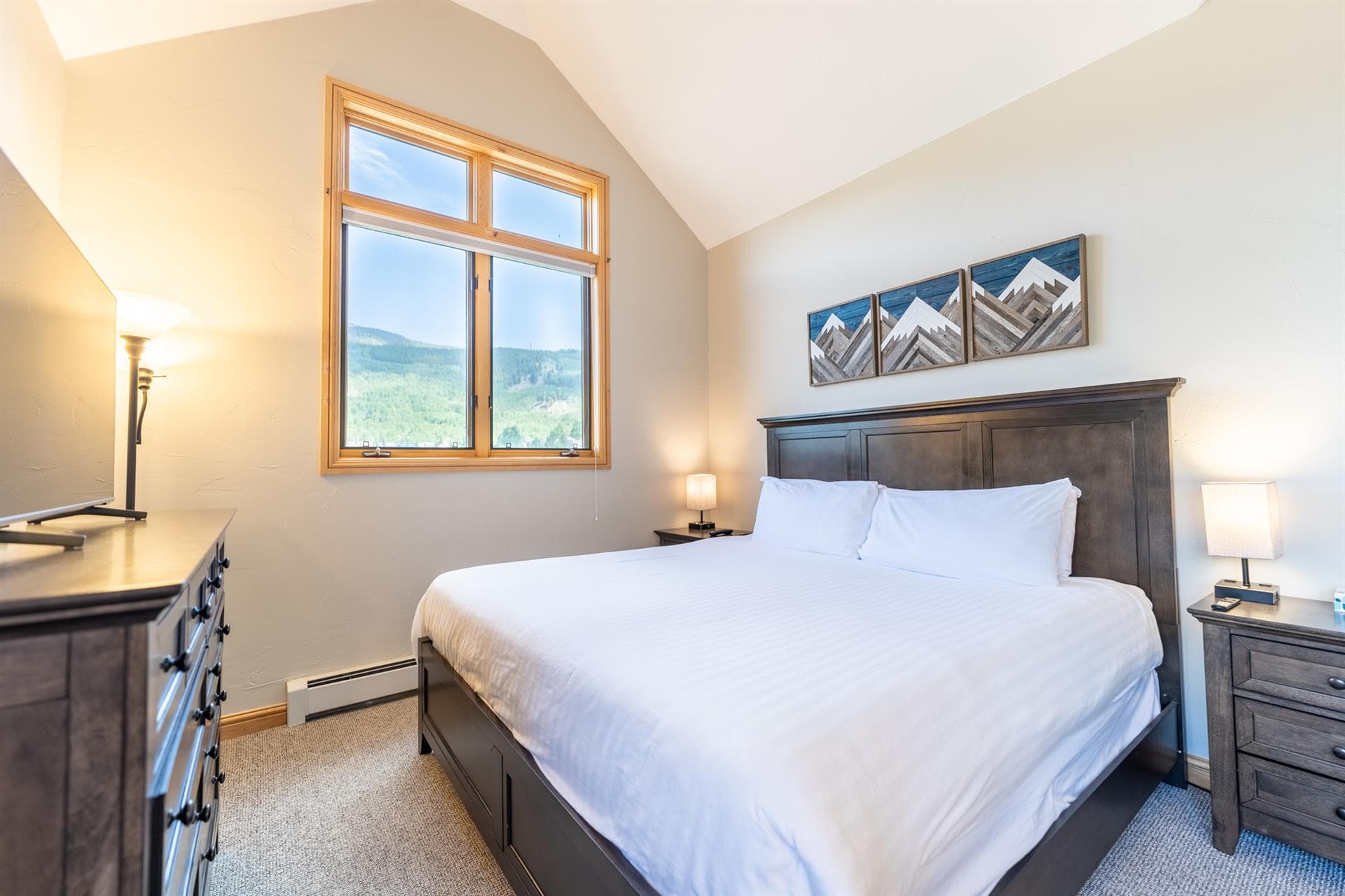 Serenity Stay - Image 24