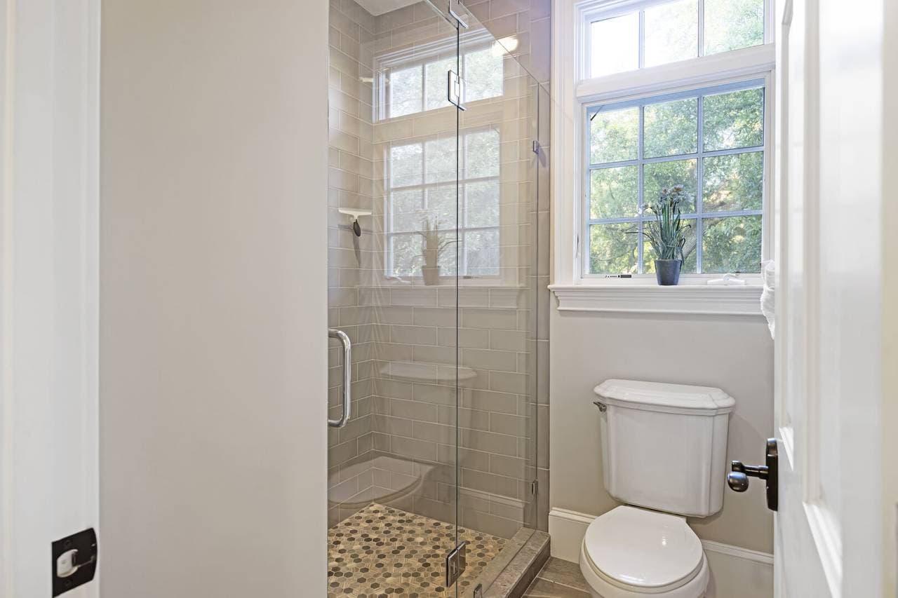 Otter Island Getaway - Image 25