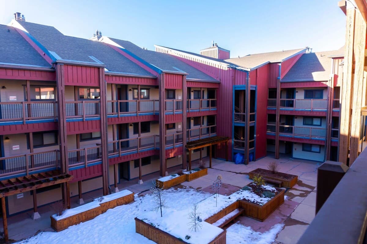 Summit Glow - Image 2