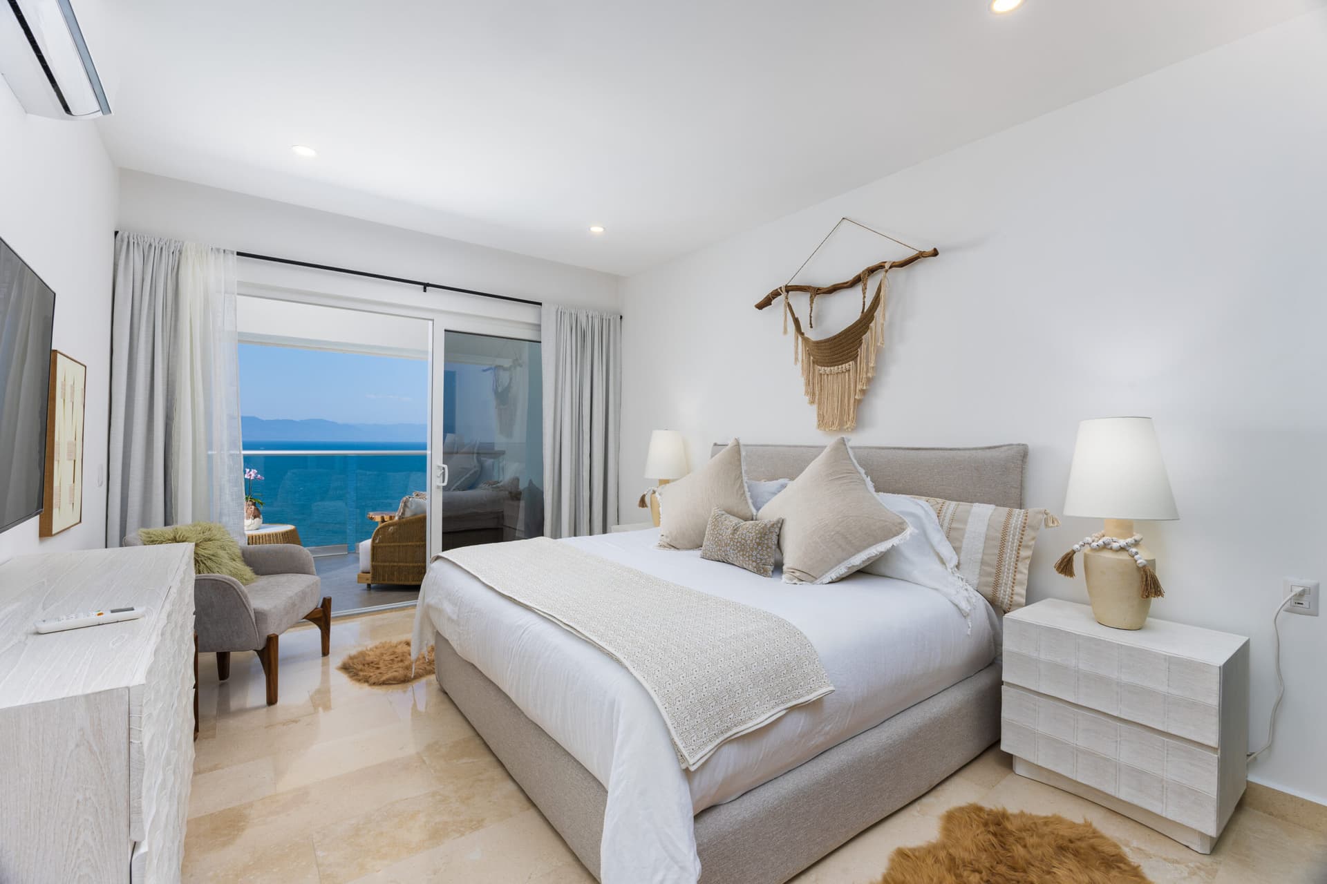 Harbor 171 Residences #803 - Image 9