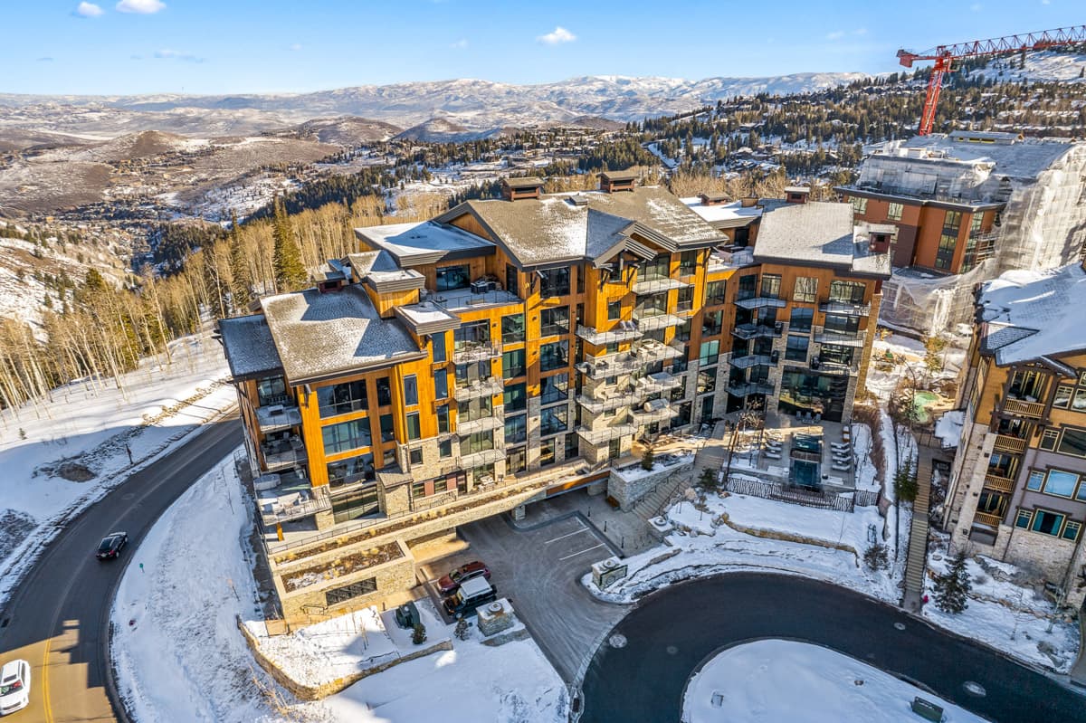 One Empire Pass #305 - Image 27