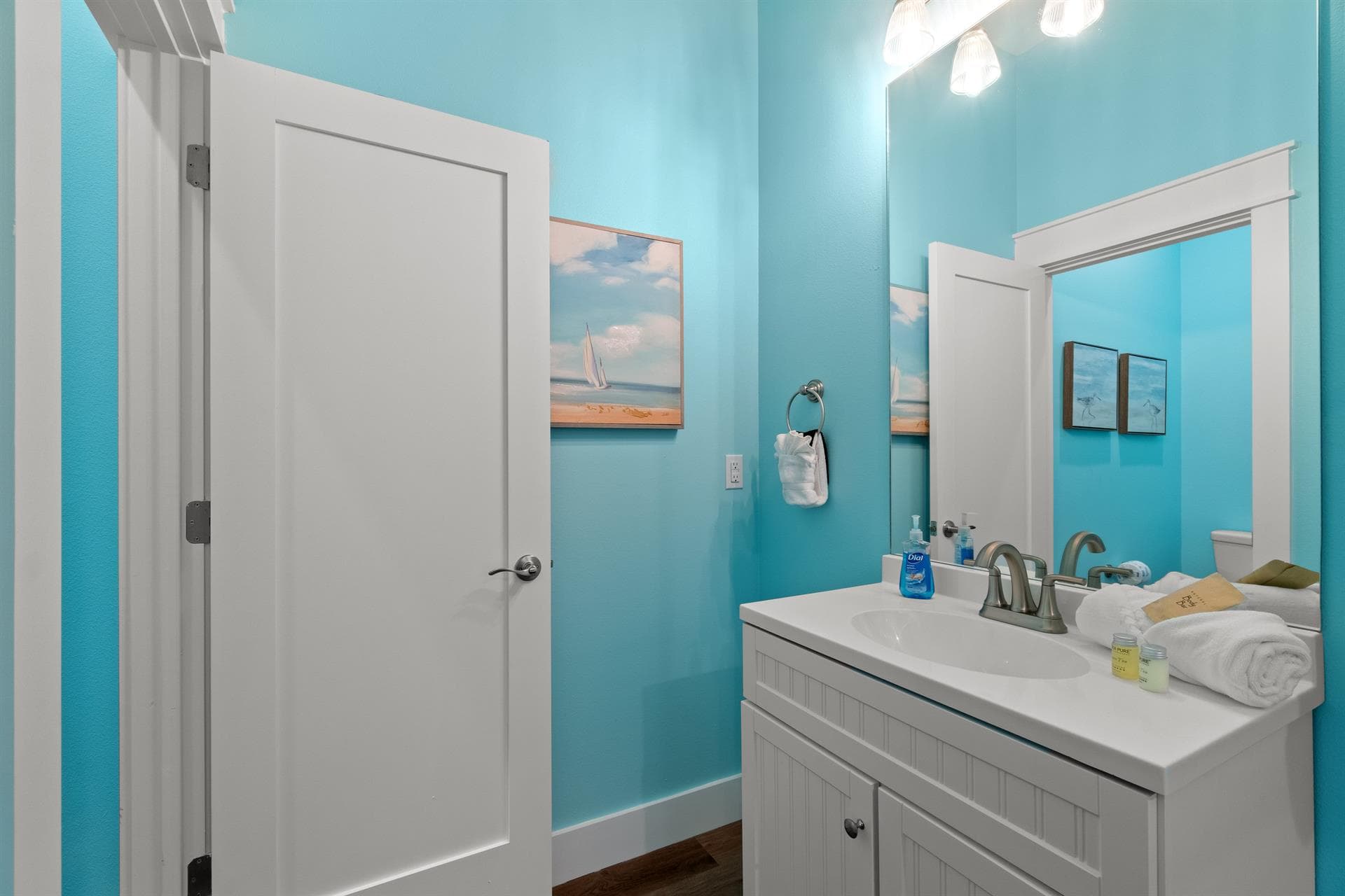 Sea Turtle Oasis - Image 23