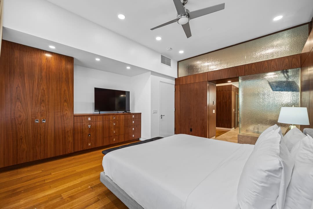 Rialto VI - Image 29