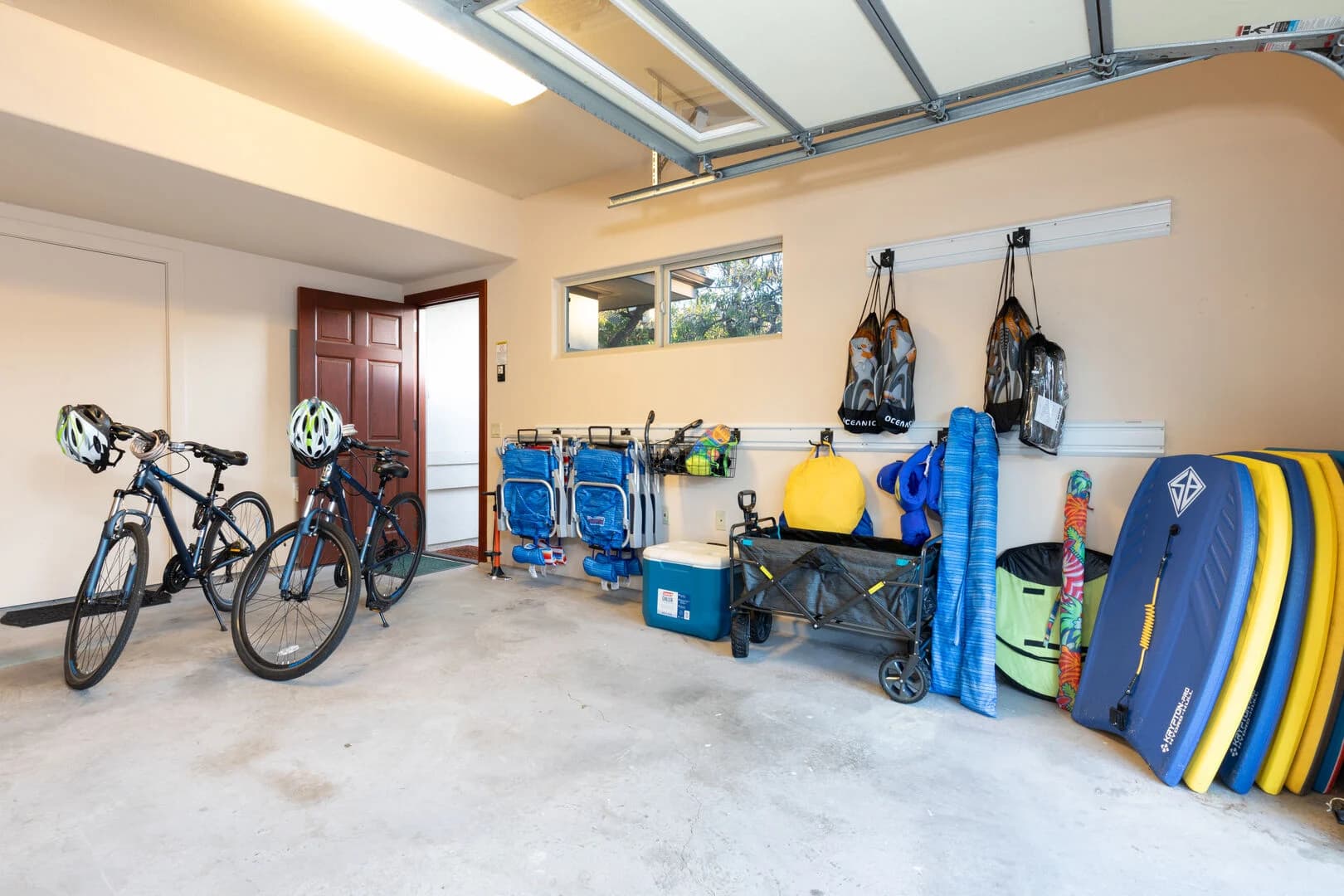 Aloha Joe's Ohana - Image 34