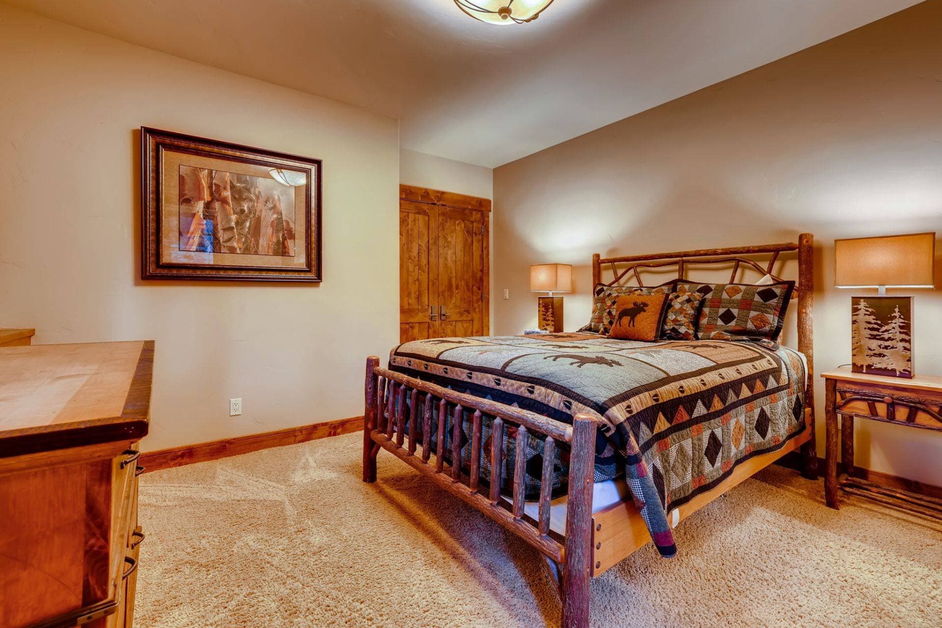 Bear Tracks Lodge - Image 20