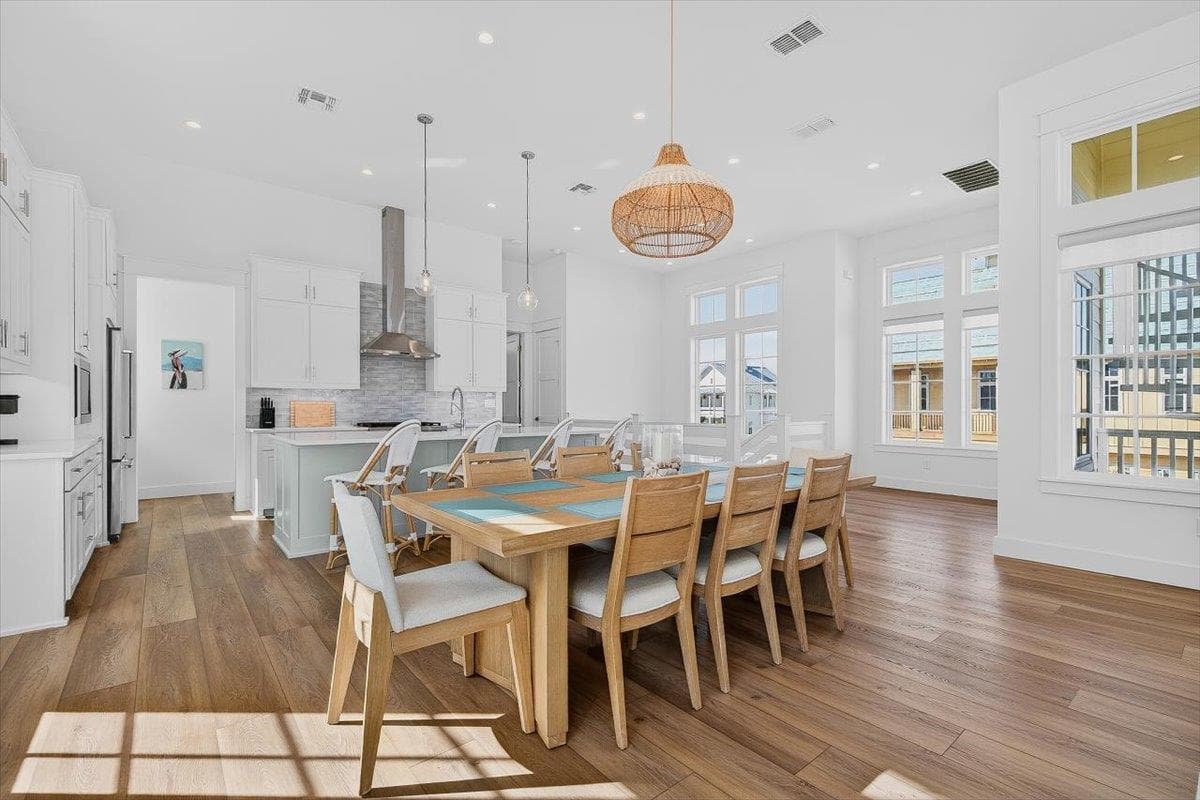 Sunny Shores - Image 7