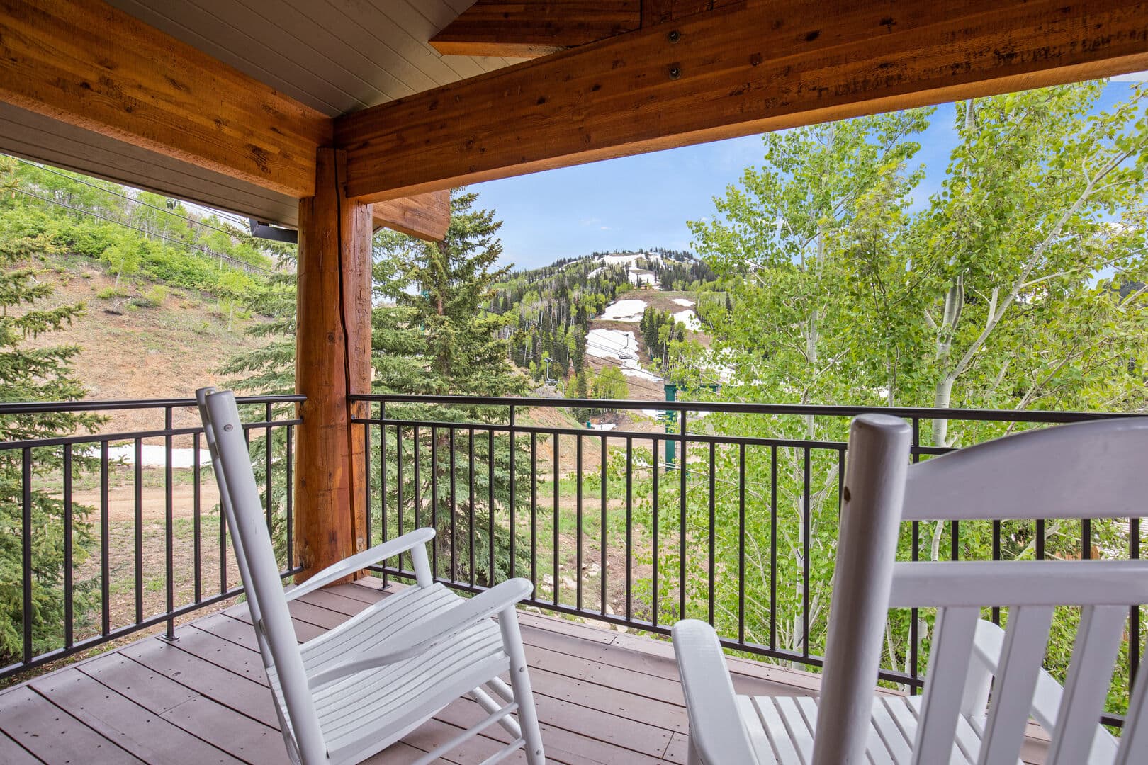 Sterling Lodge - Image 3