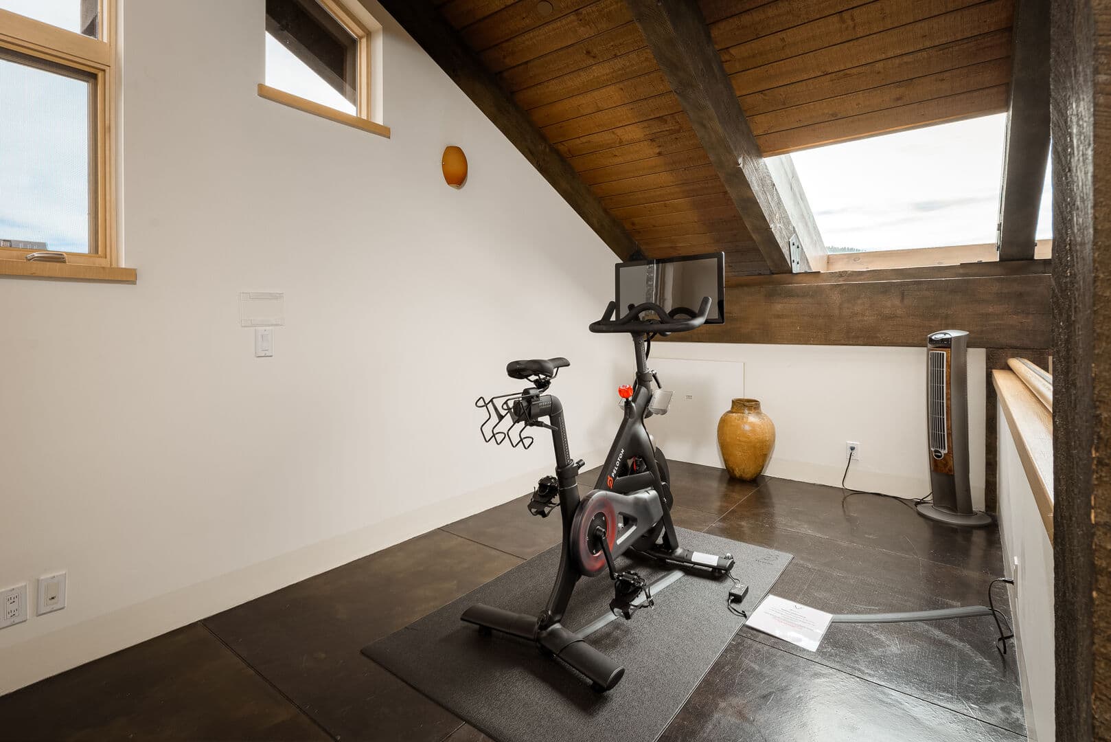 Elkhorn Estate - Image 23