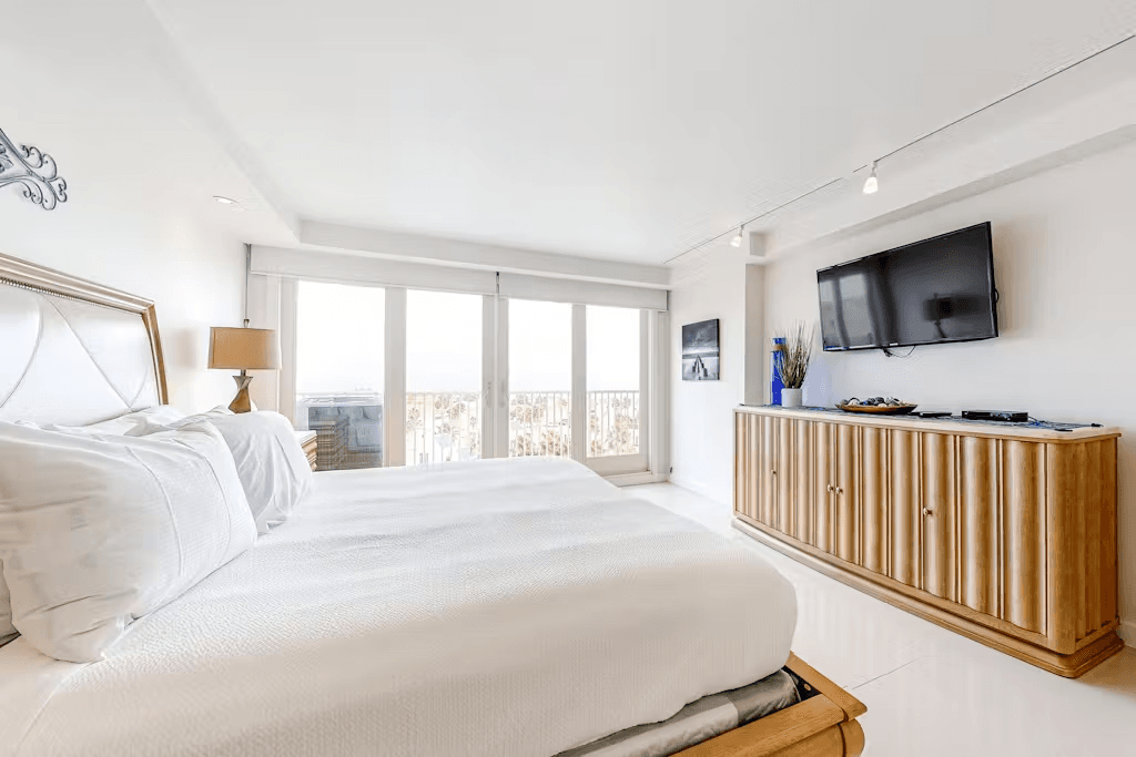 Solare Tower #705 - Image 9