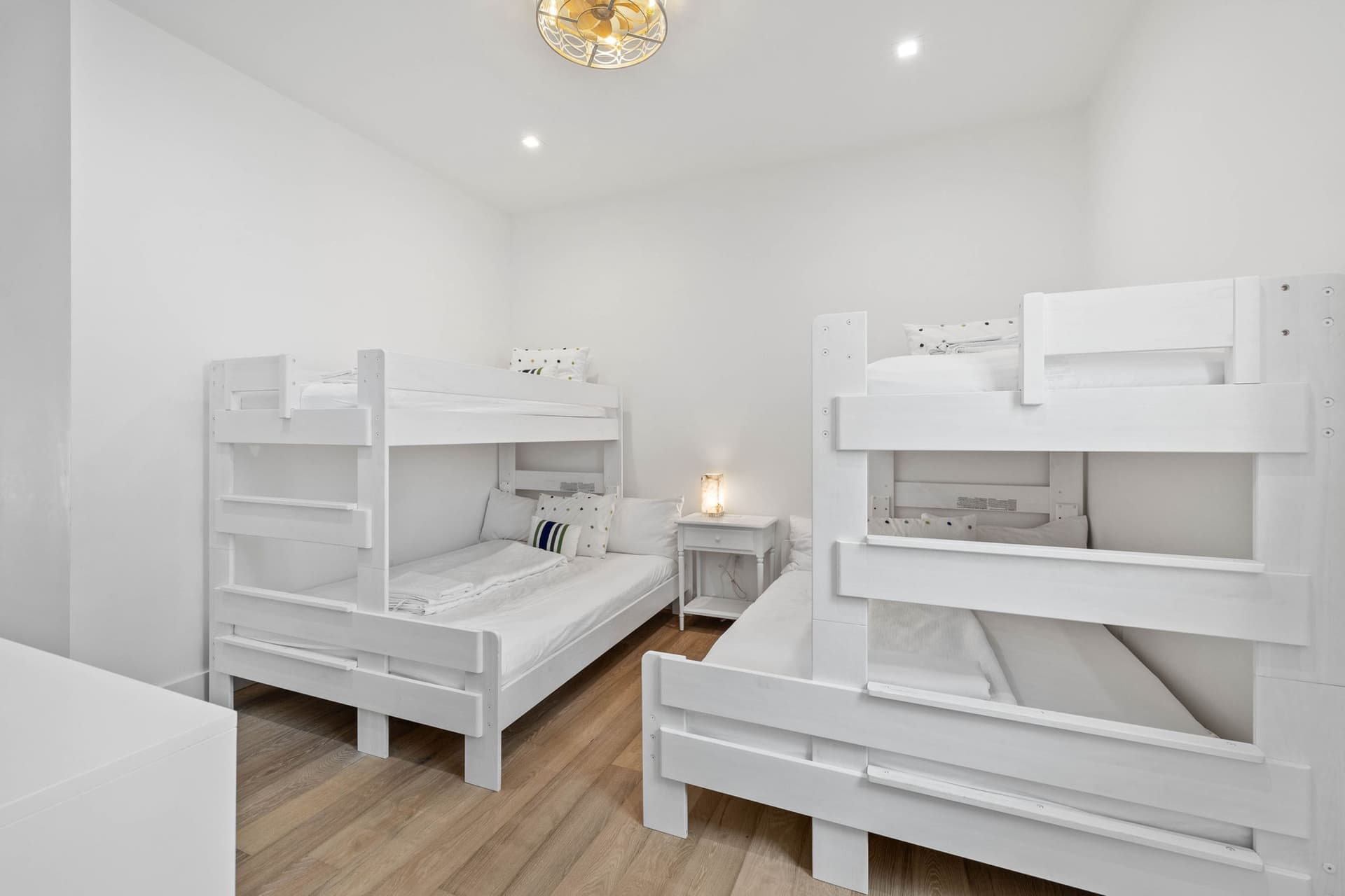 Eyes on Sunrise - Image 38