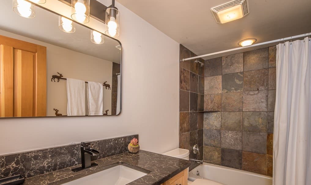 Rose Bud House - Image 20