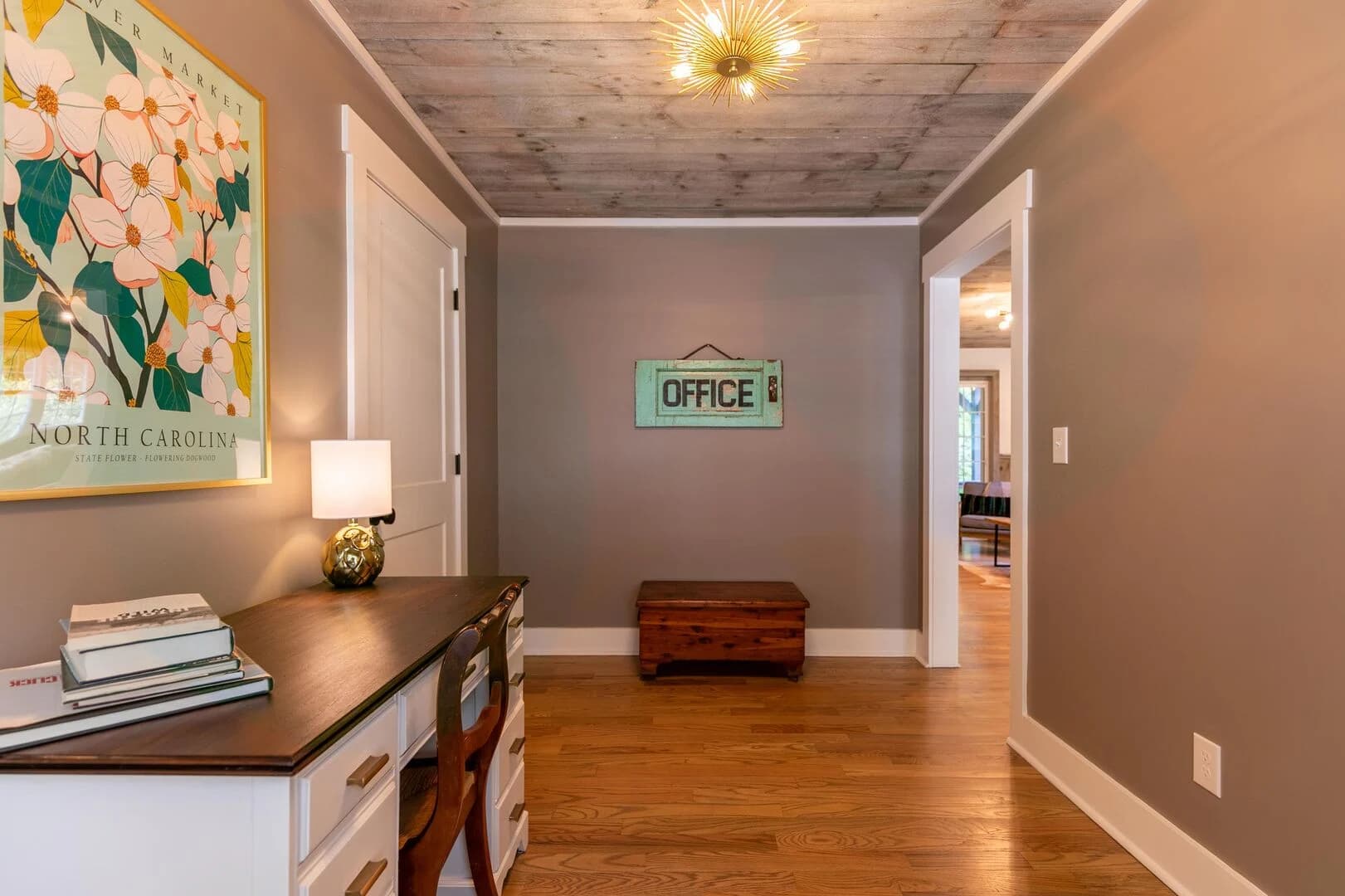 Riverside Retreat - Image 26