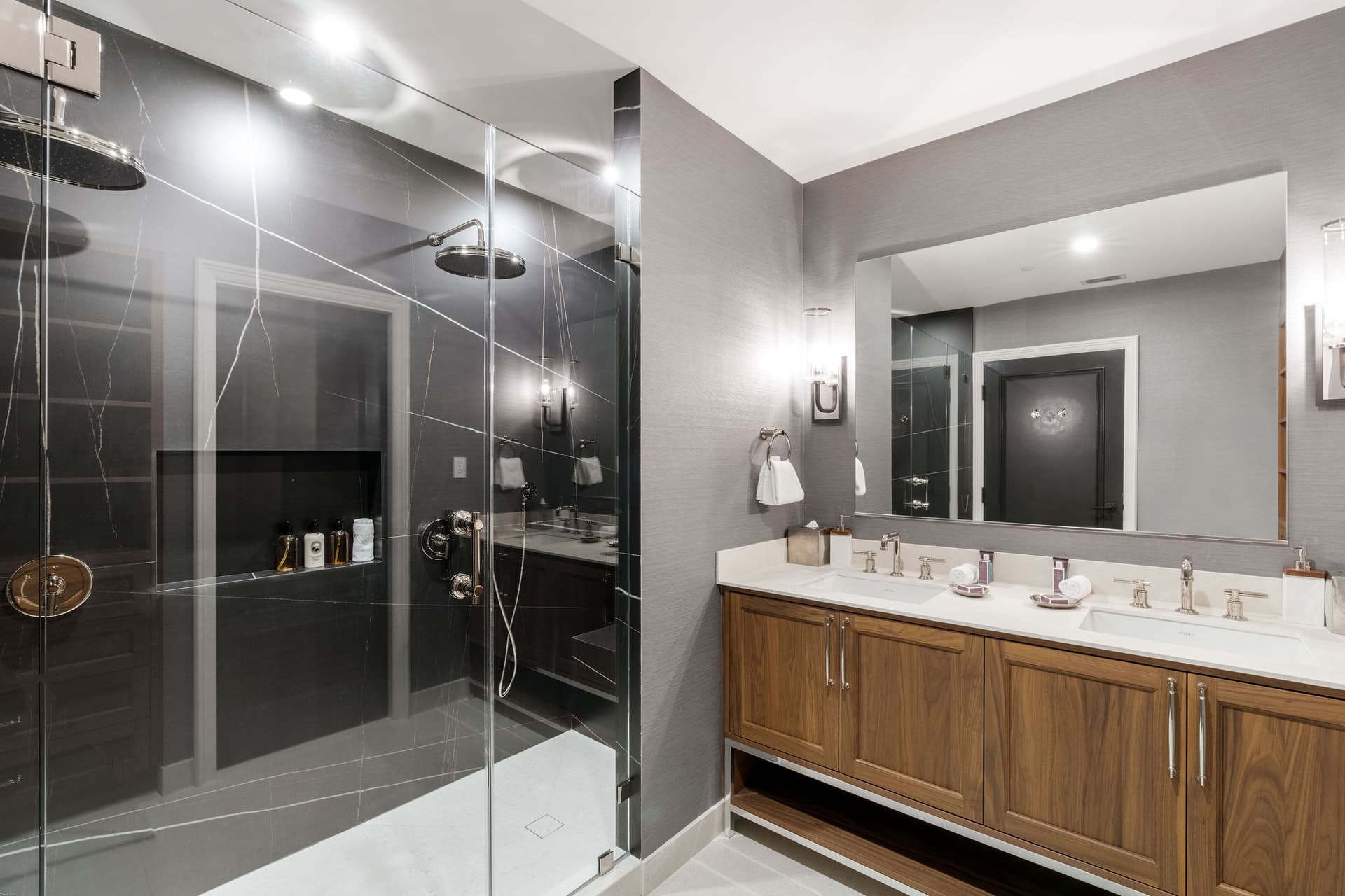 Ritz-Carlton Residence #401 - Image 12