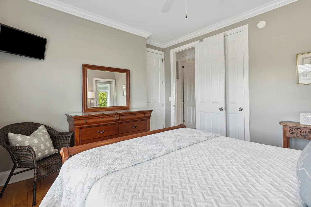 Cameron Palms - Image 33