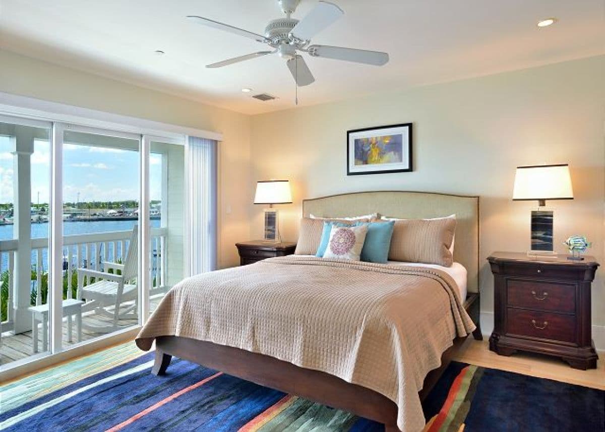 Island Chic - Image 10