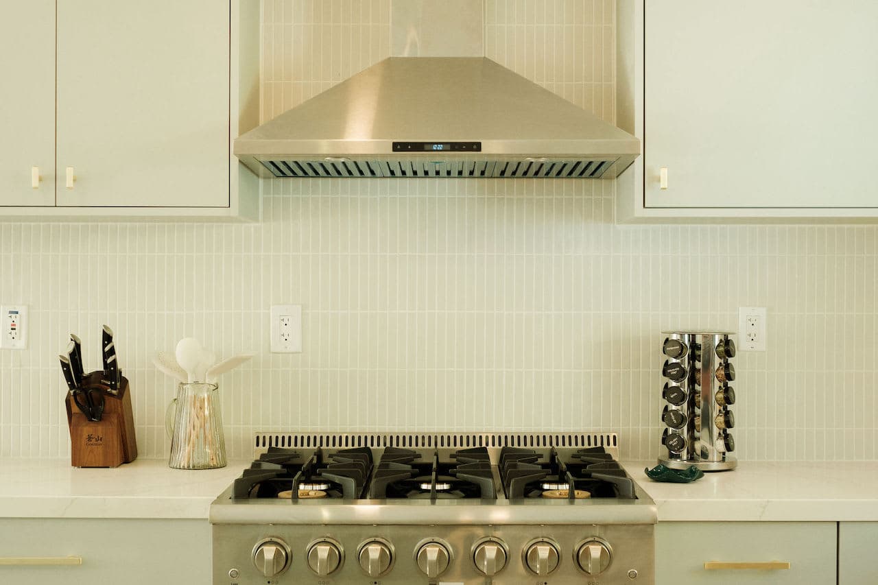 Mod Retreat in Vibrant Palm Springs - Image 13