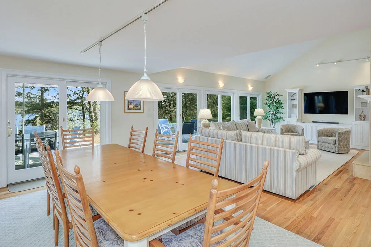 Pond Perch - Image 8