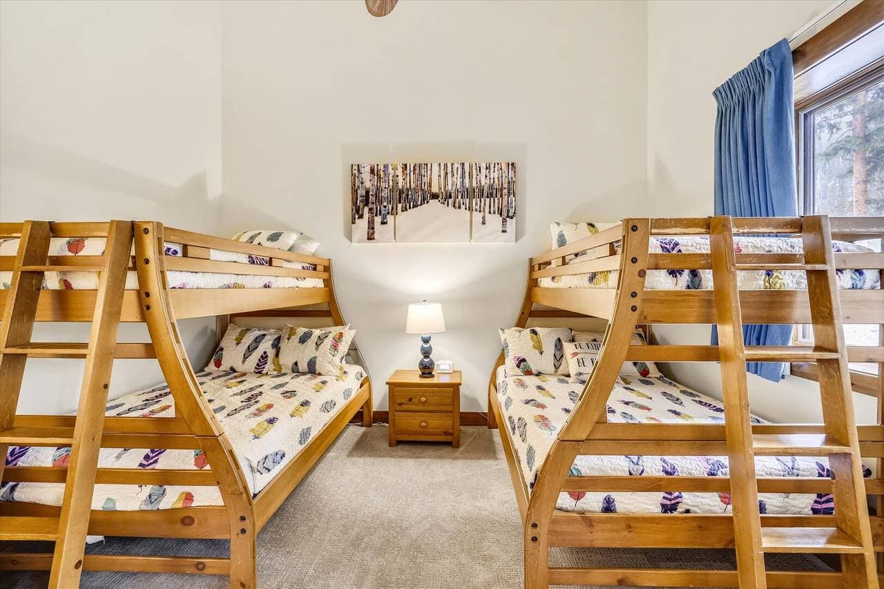 Goldenview Lodge - Image 35