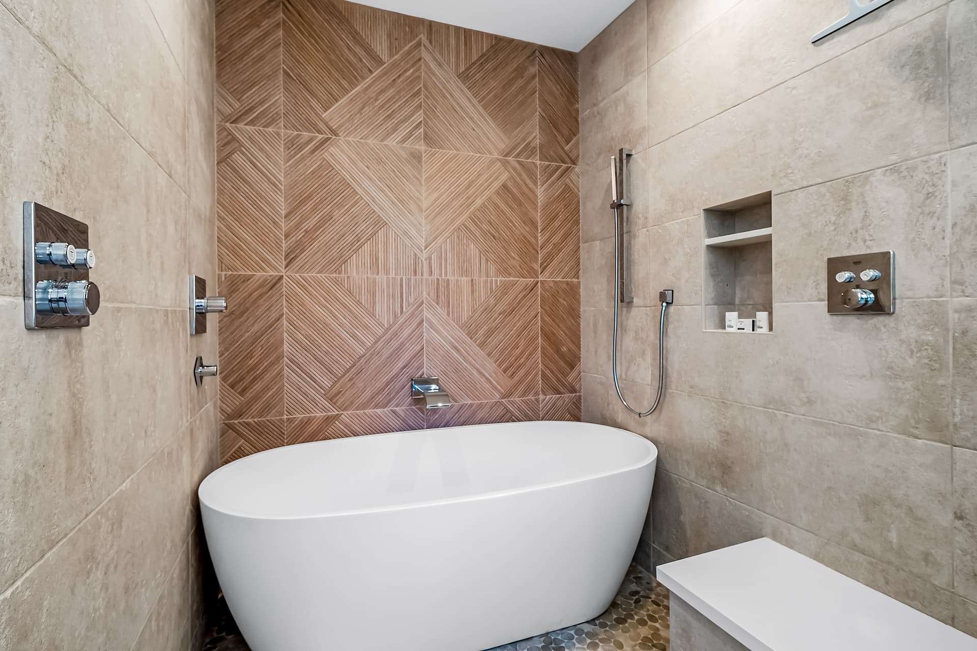 Del Mar Dreams - Image 29