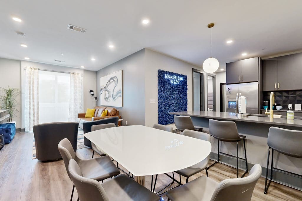 Muse Condo #209 - Image 8