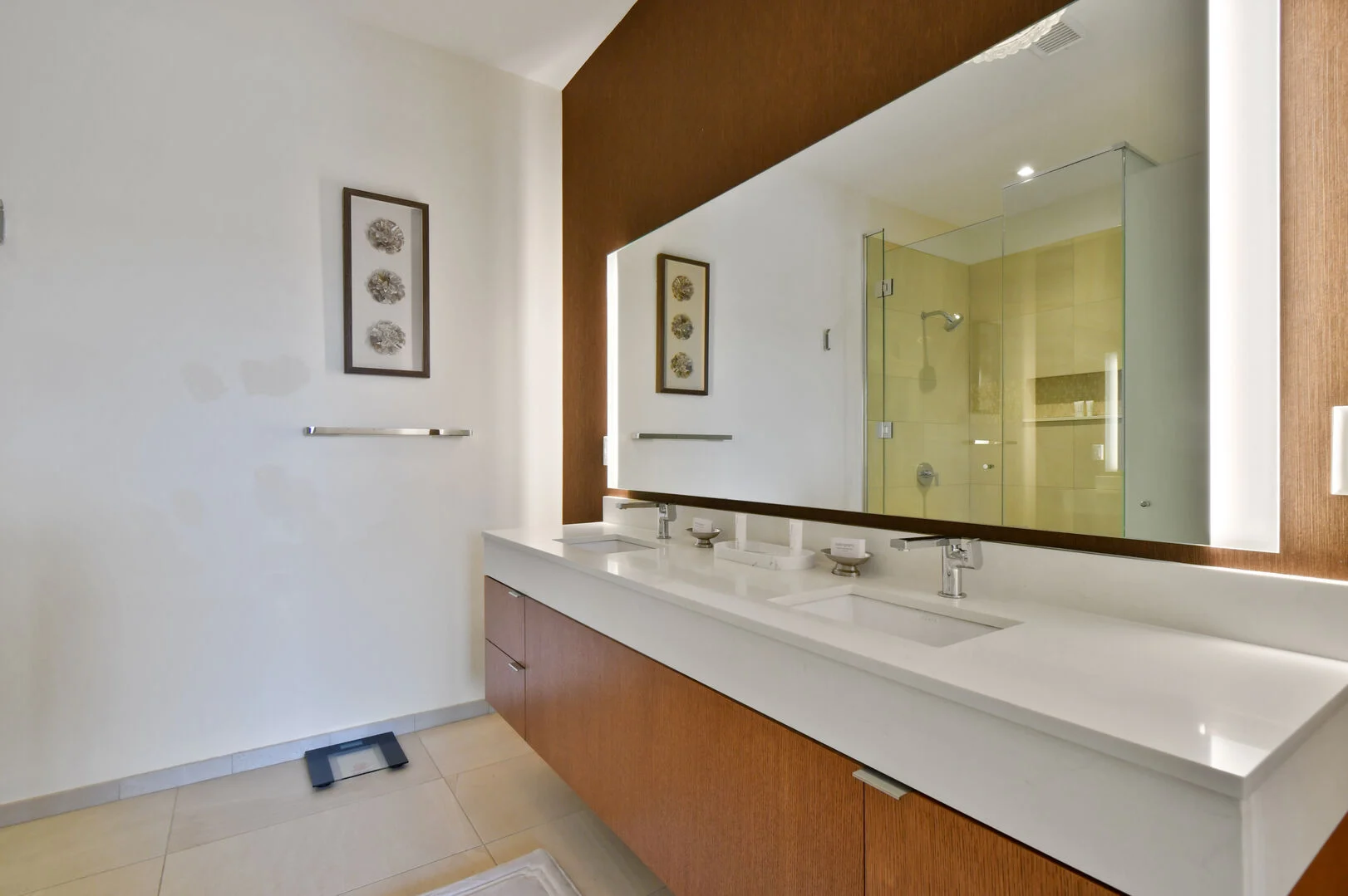 Lift Residence #602 - Image 23