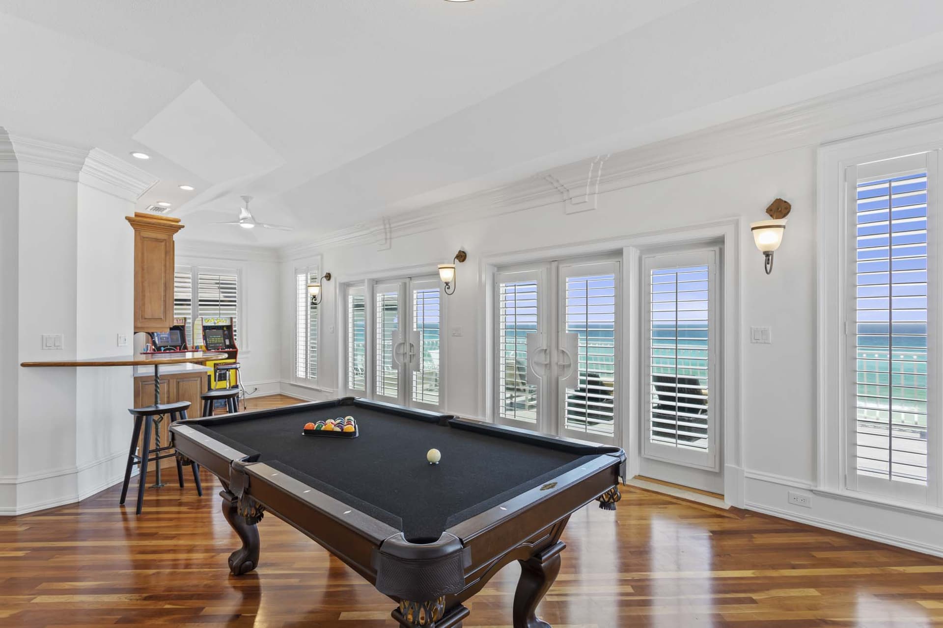 Kings View Manor - Image 31