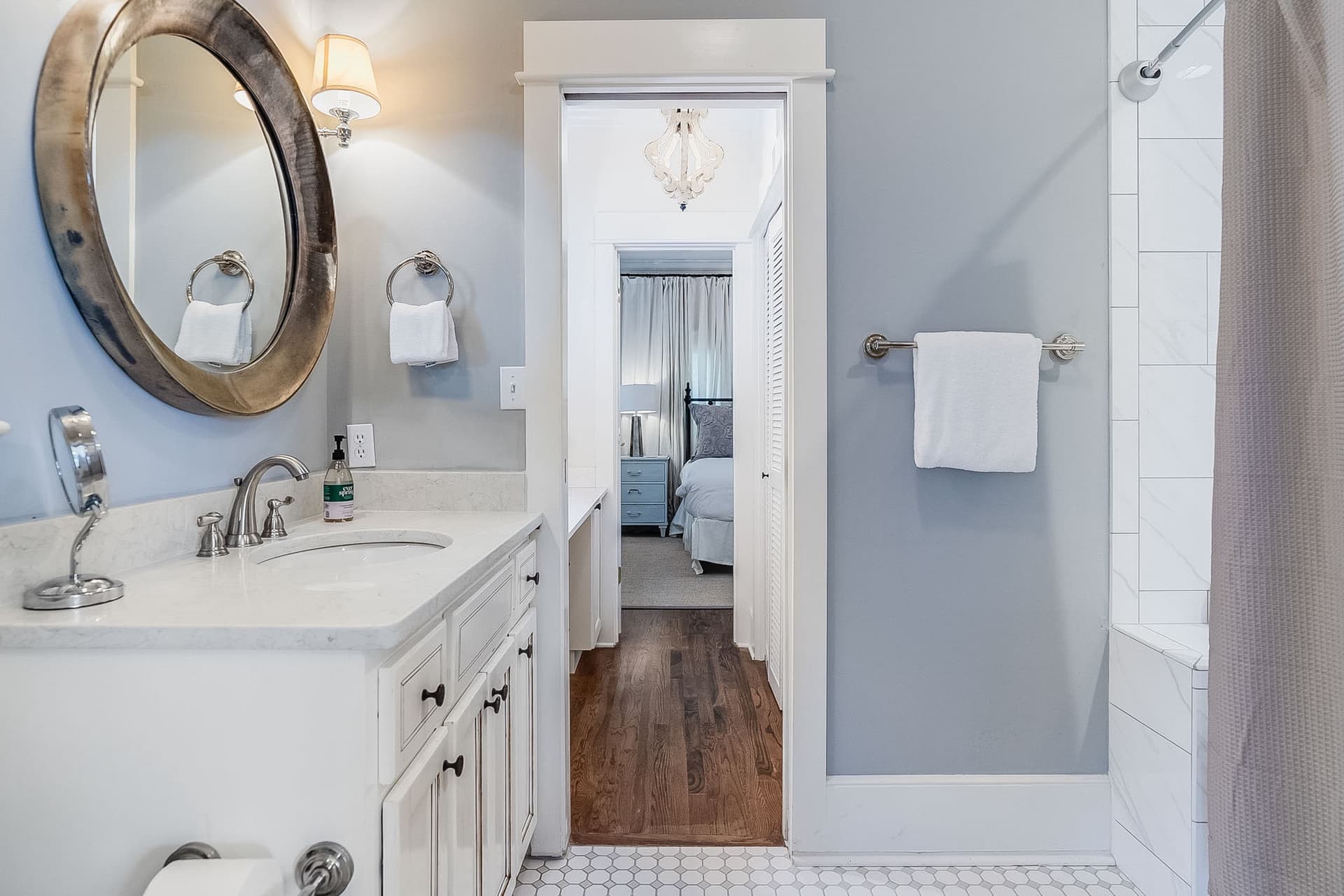 Southern Breeze - Image 57