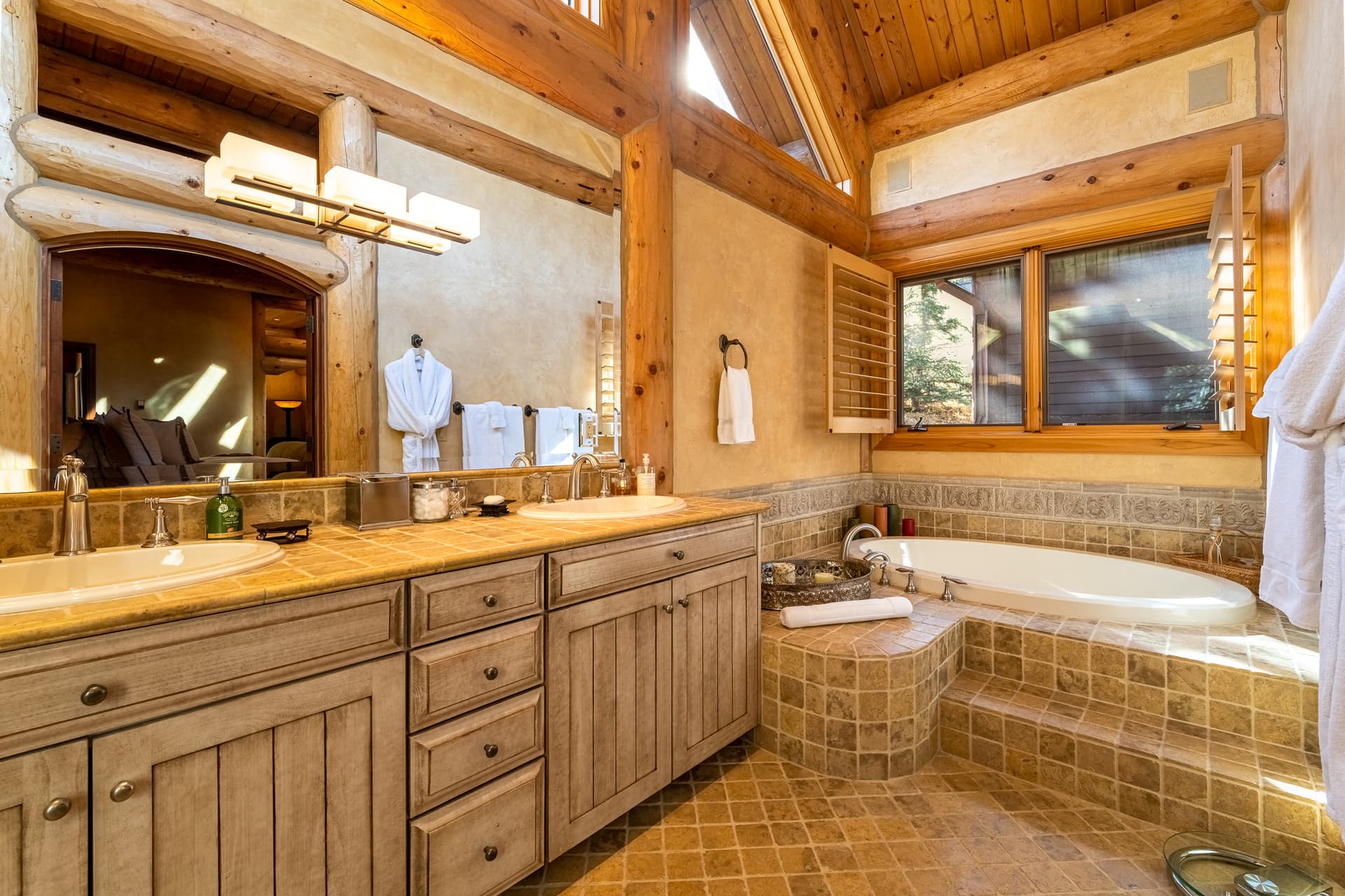 Log Out At Touchdown Retreat - Image 29