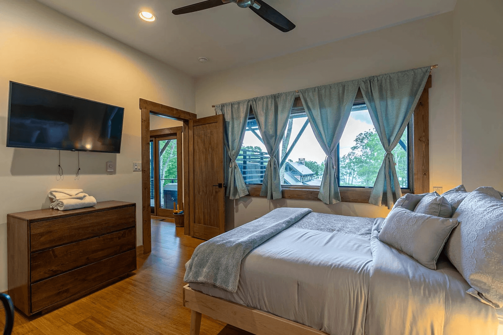 Ambience Lodge - Image 42