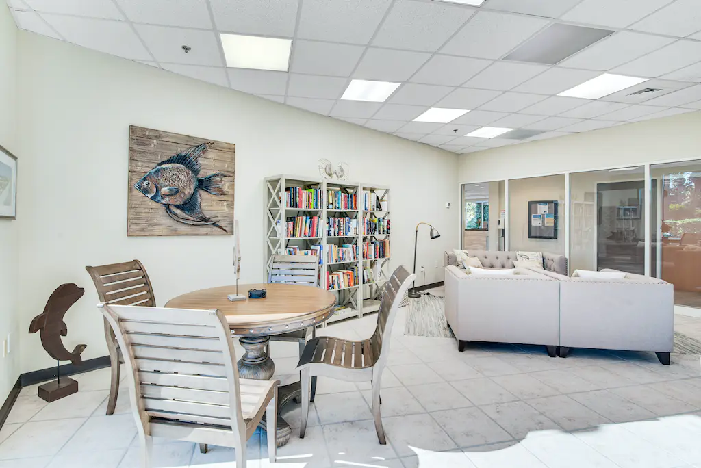 Crescent 404 Home - Image 22