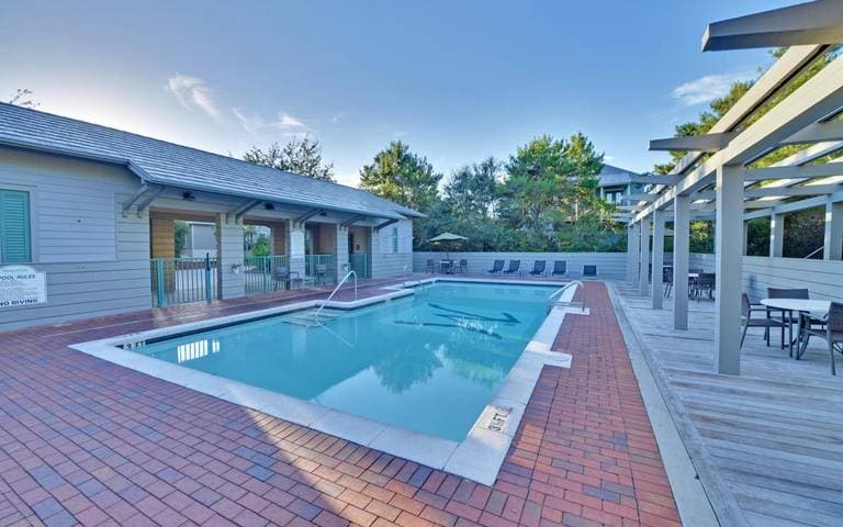 Suite Escape - Image 38